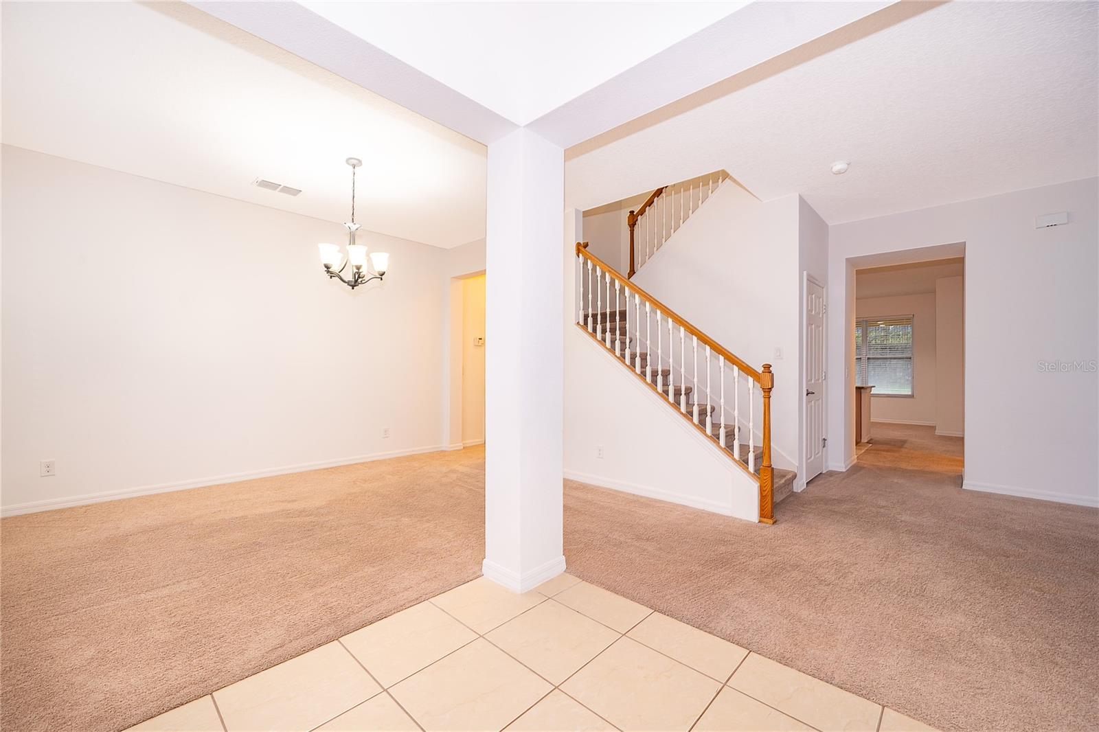 Image 9 of 42 For 891 Cavan Drive