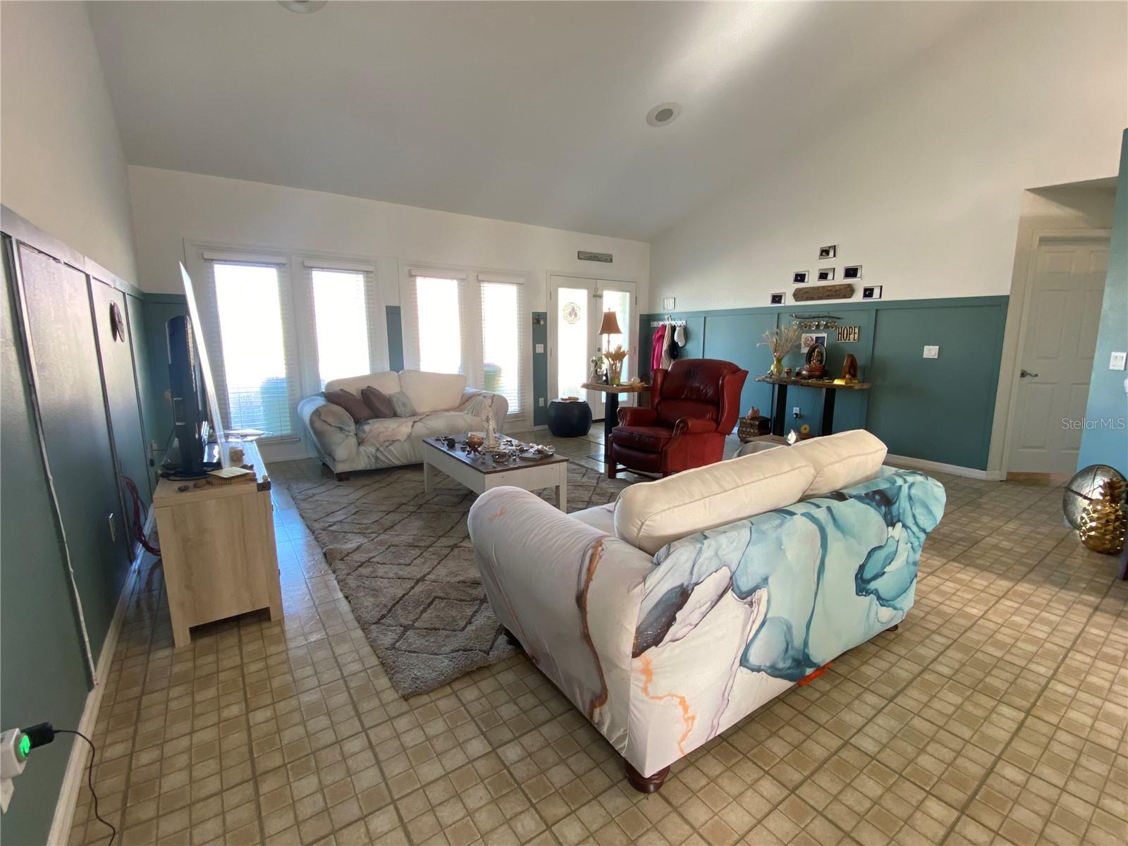 Image 8 of 64 For 11268 175th Lane