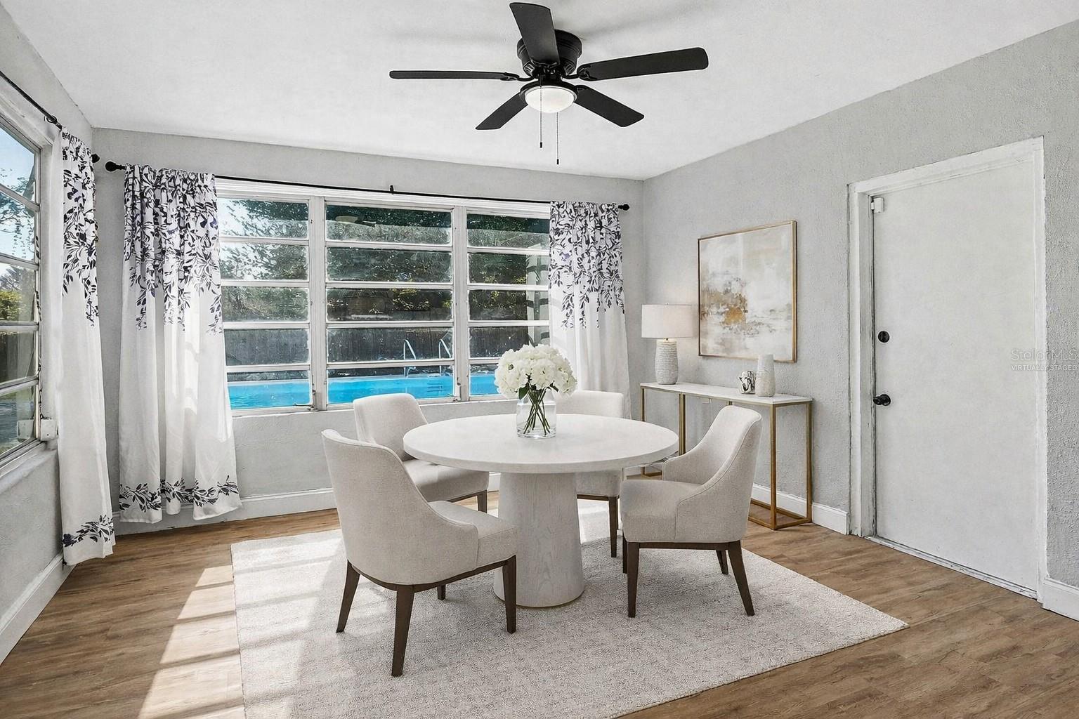 Image 12 of 36 For 1412 Lakecrest Drive