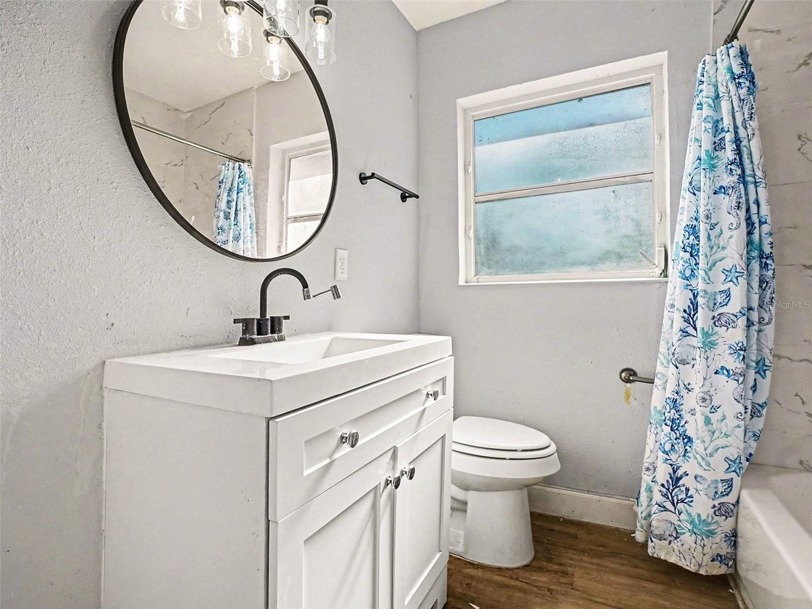 Image 19 of 36 For 1412 Lakecrest Drive