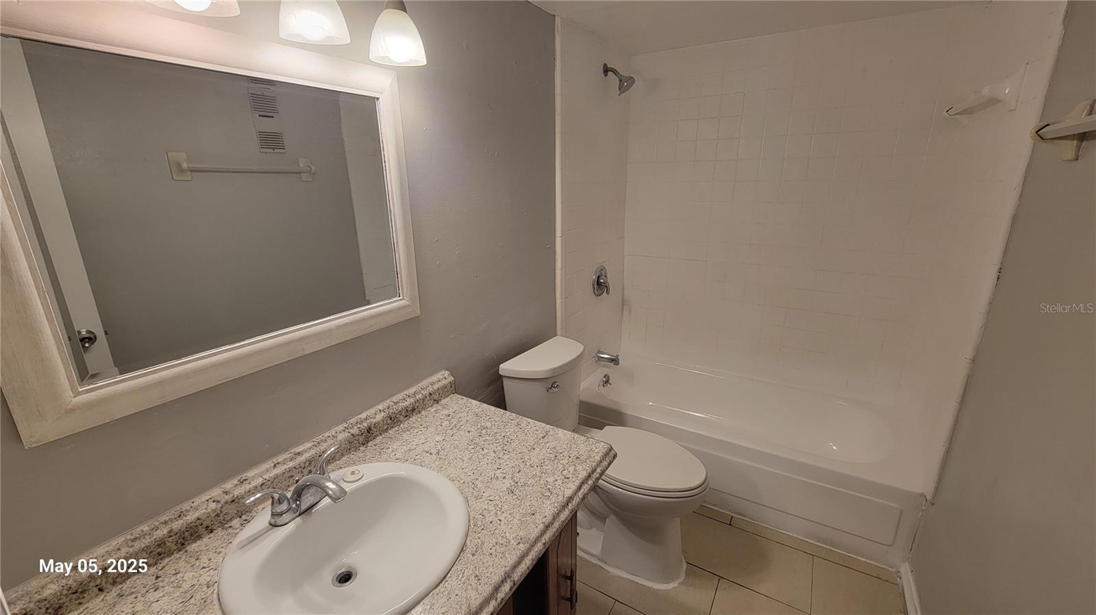 Image 10 of 36 For 1904 Honour Road 15