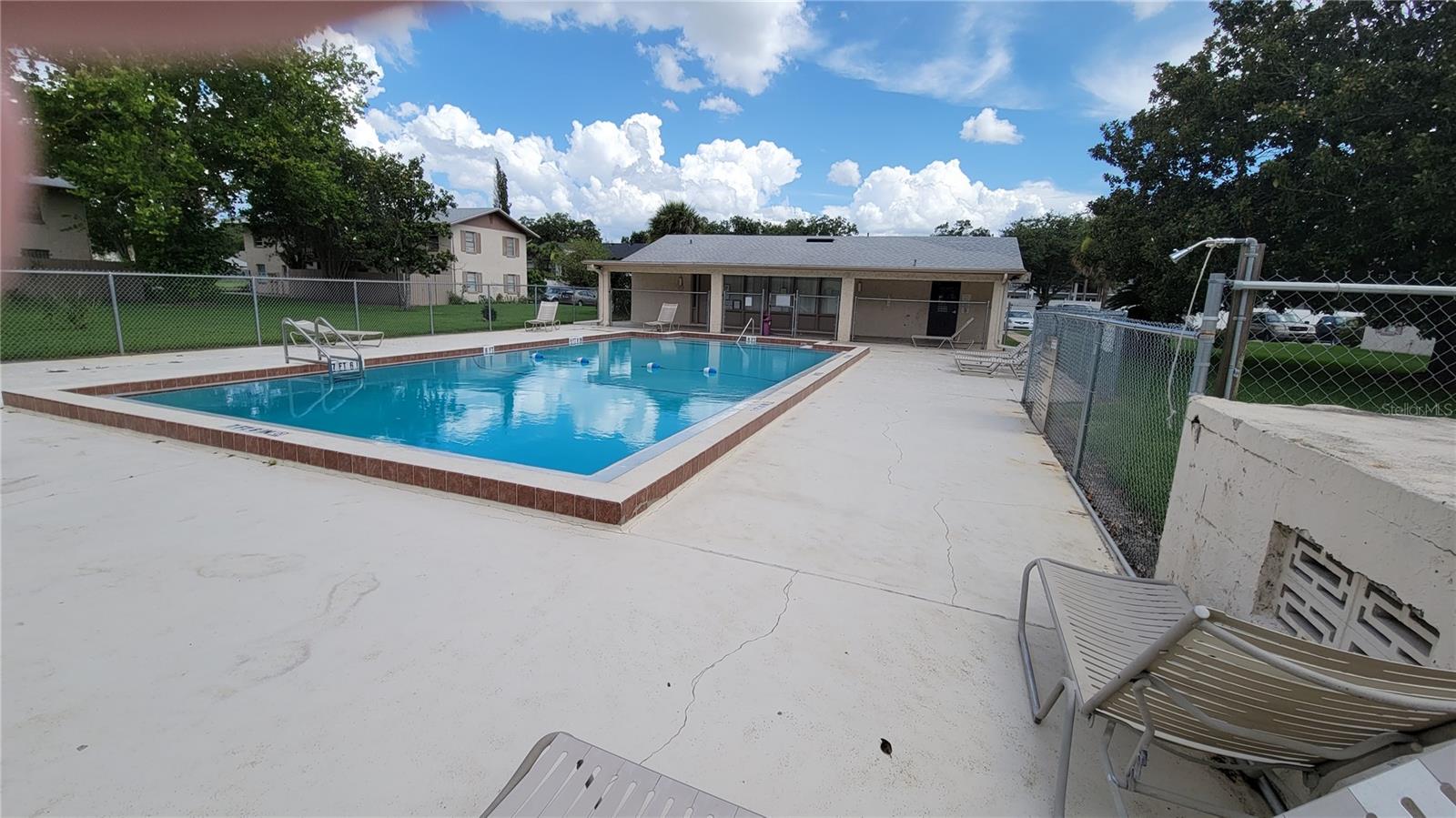 Image 27 of 36 For 1904 Honour Road 15