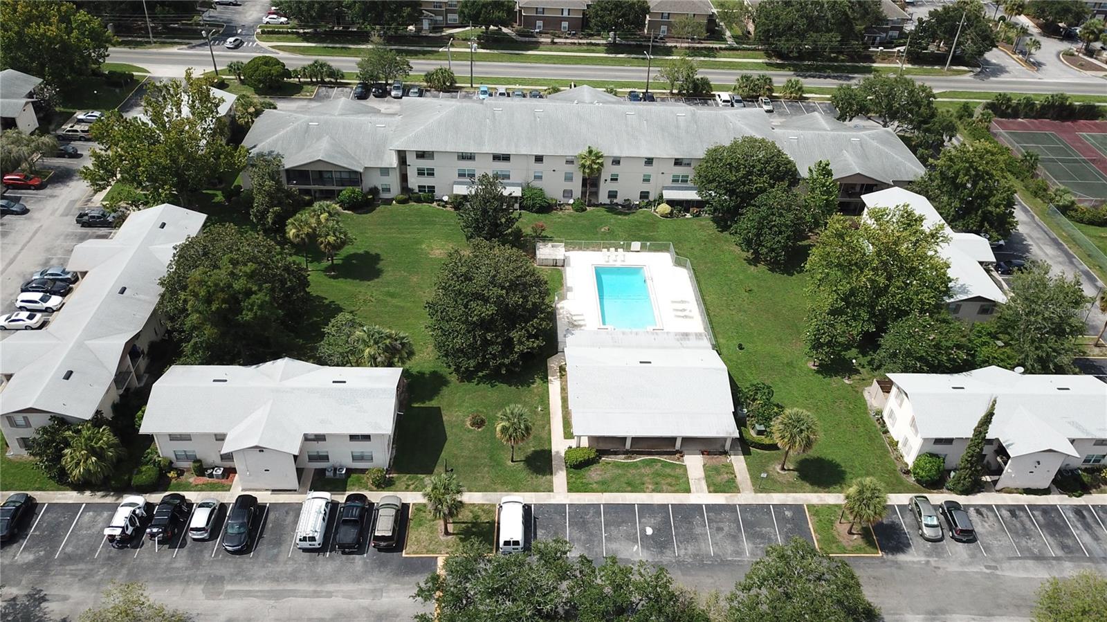 Image 34 of 36 For 1904 Honour Road 15