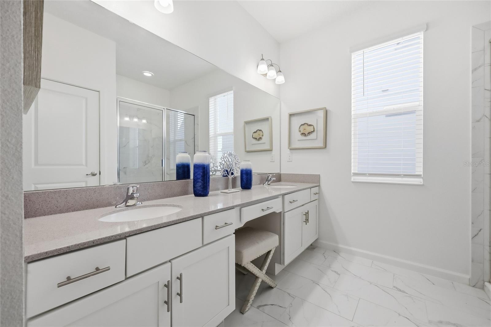 Image 11 of 39 For 4569 Cabello Loop