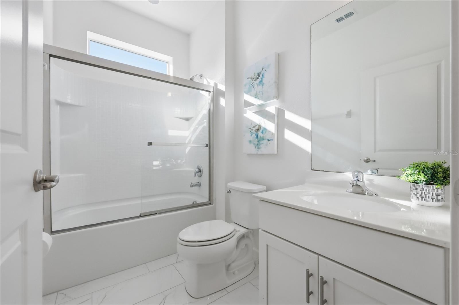 Image 14 of 39 For 4569 Cabello Loop