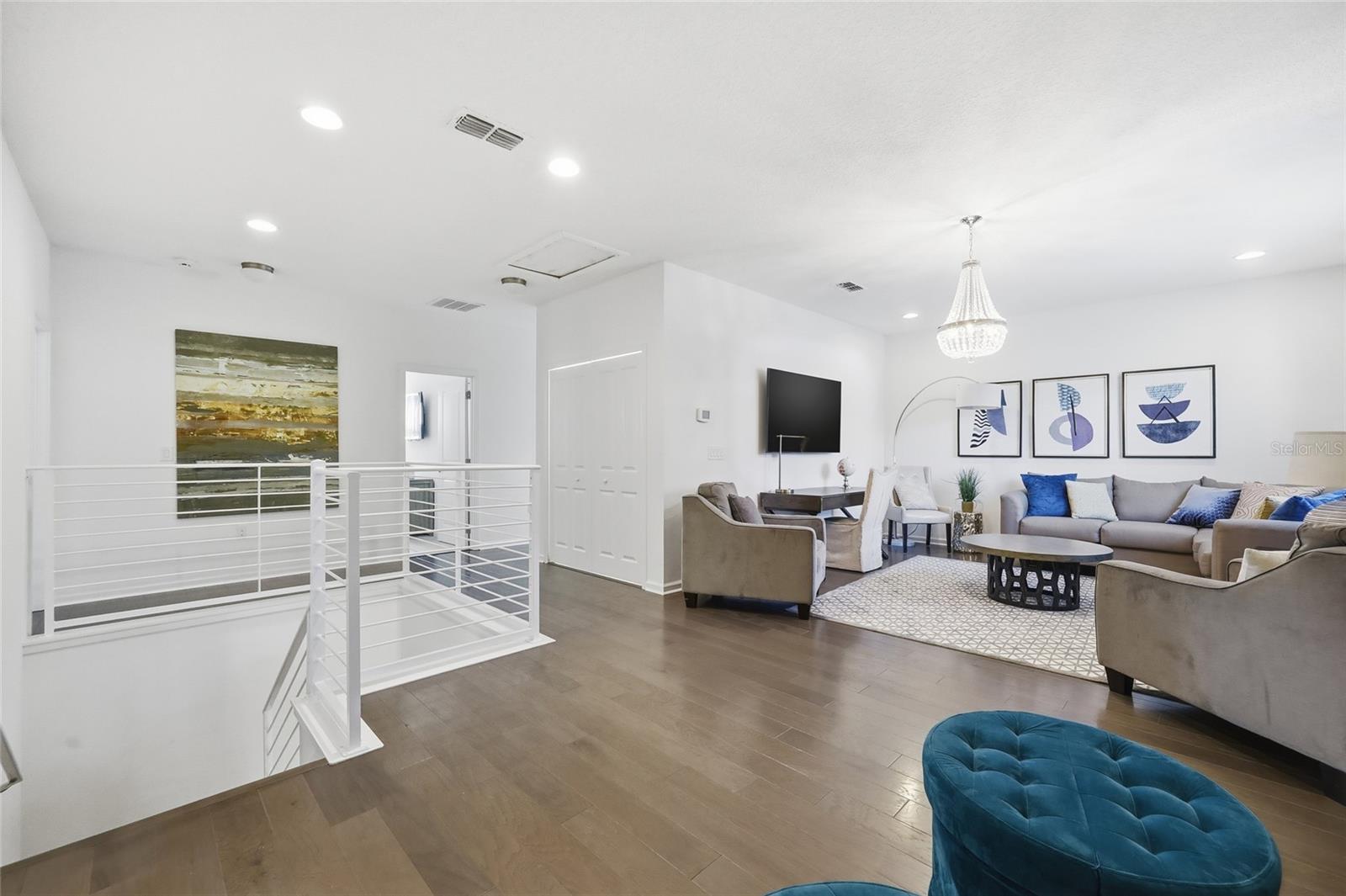 Image 17 of 39 For 4569 Cabello Loop