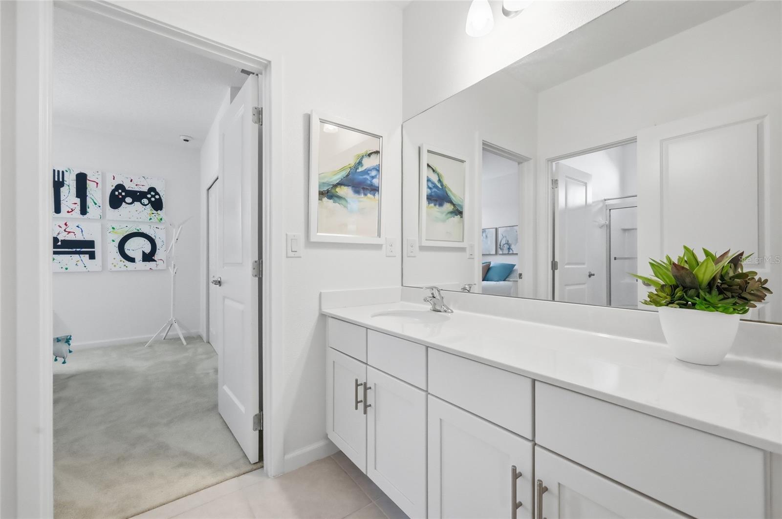 Image 20 of 39 For 4569 Cabello Loop