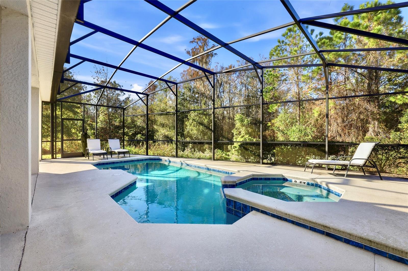 Image 27 of 39 For 4569 Cabello Loop