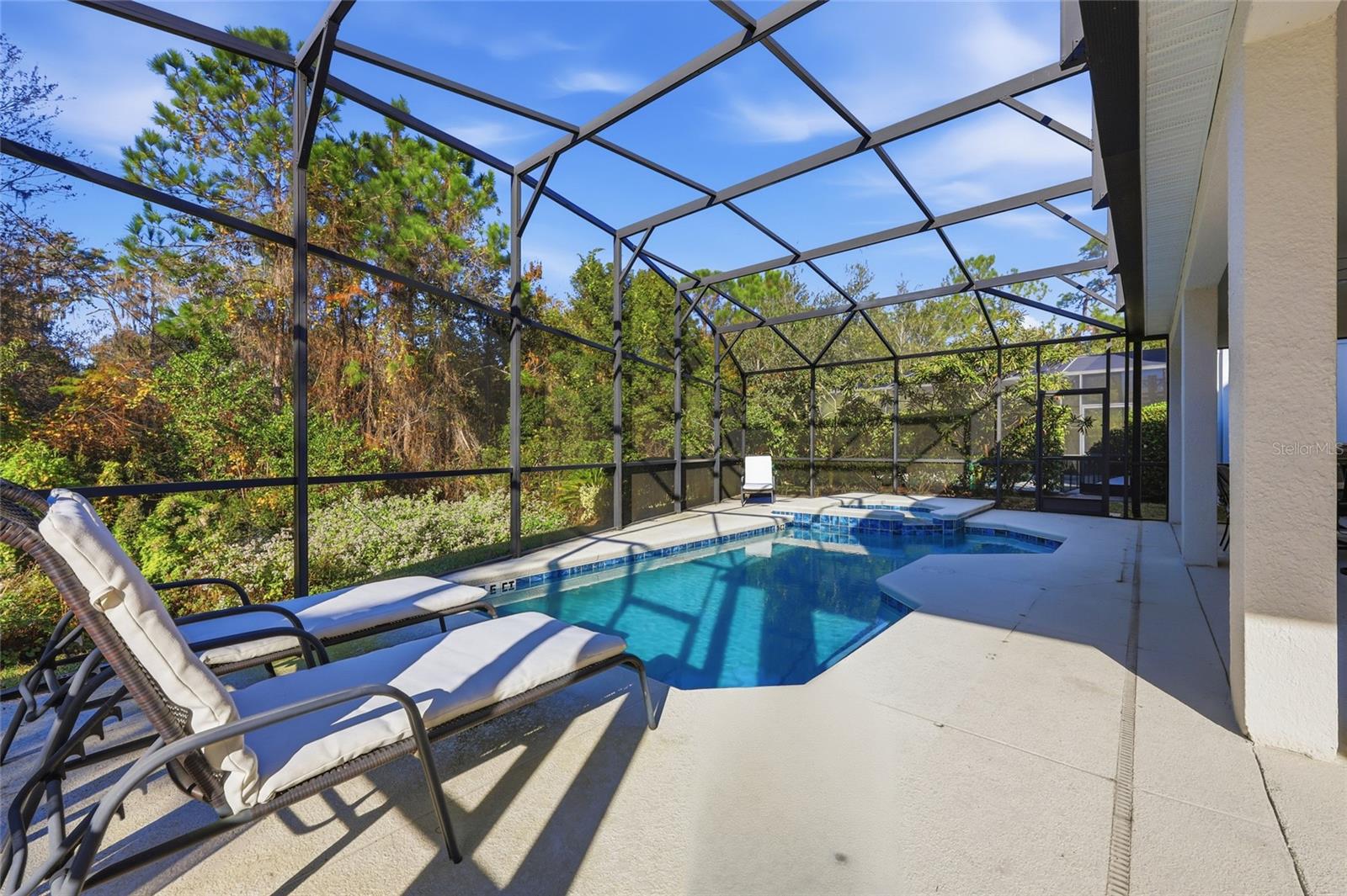 Image 28 of 39 For 4569 Cabello Loop