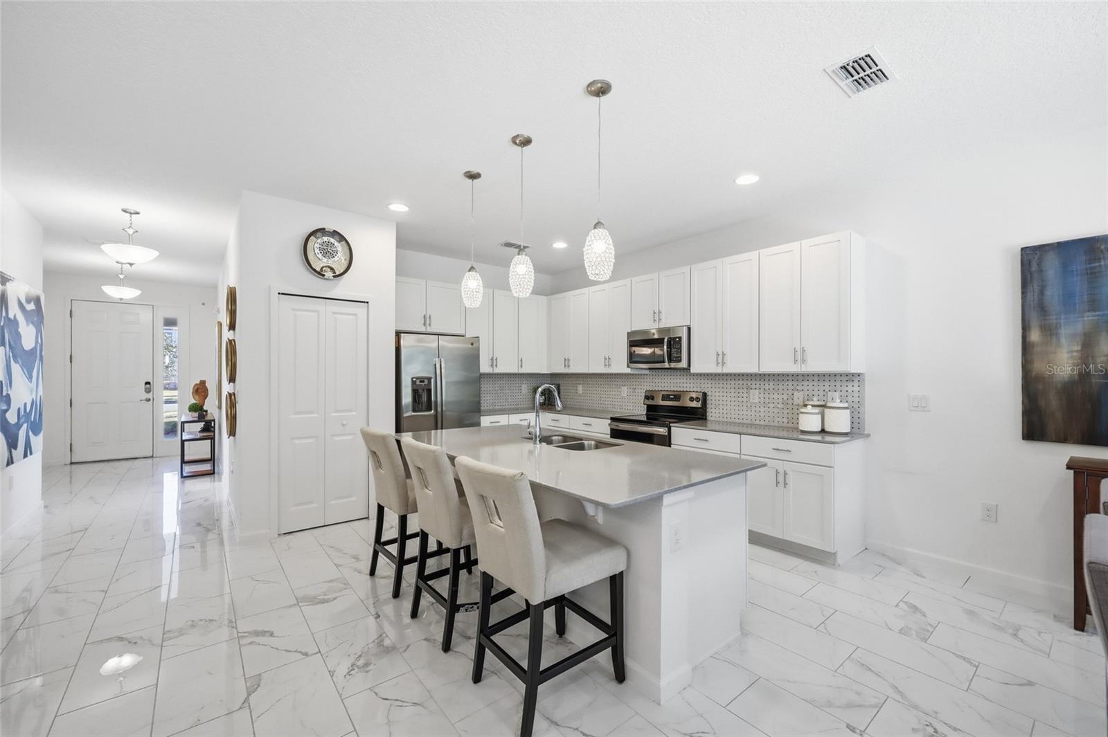 Image 5 of 39 For 4569 Cabello Loop