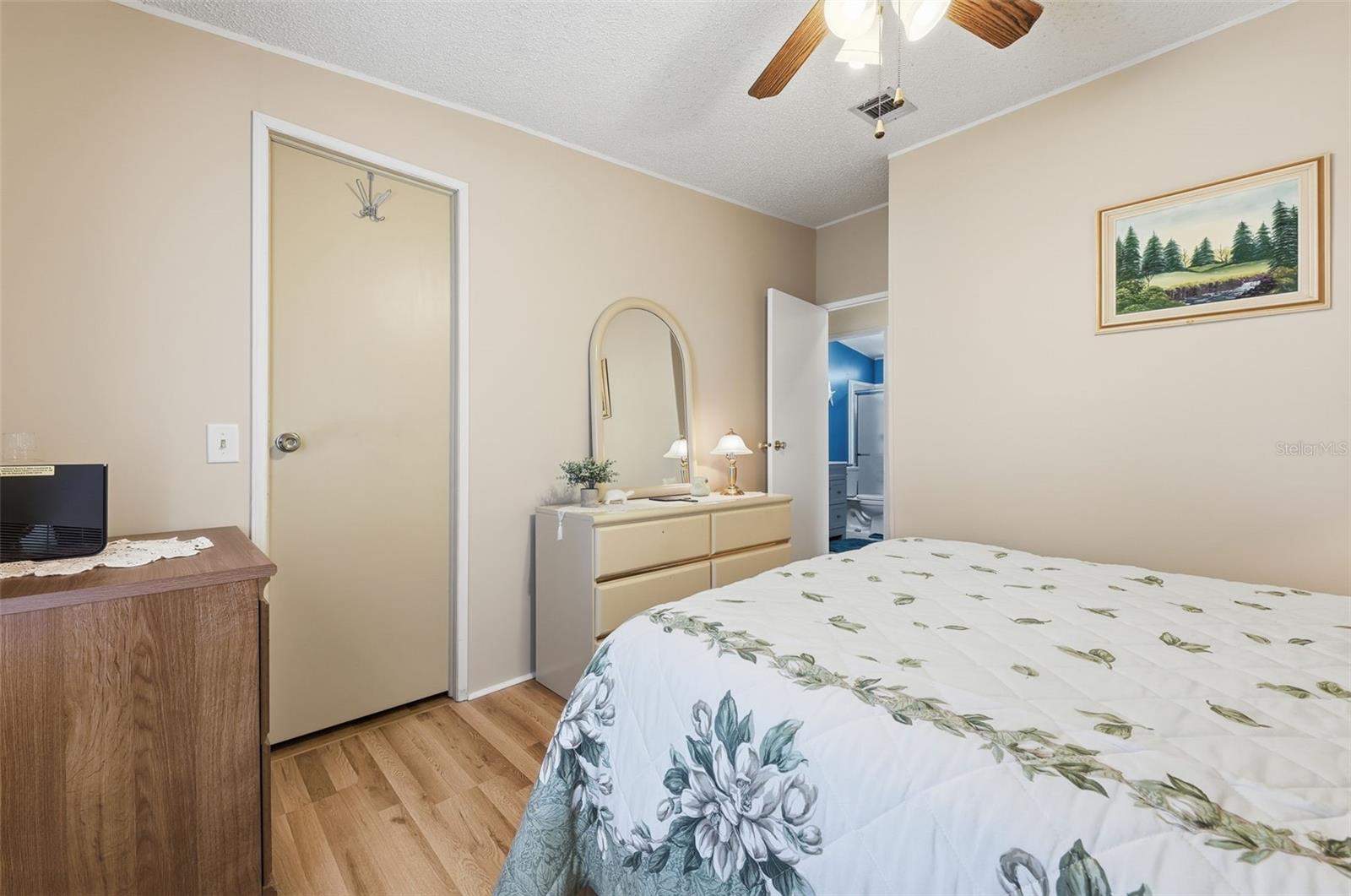 Image 19 of 24 For 523 Tivoli Park Drive