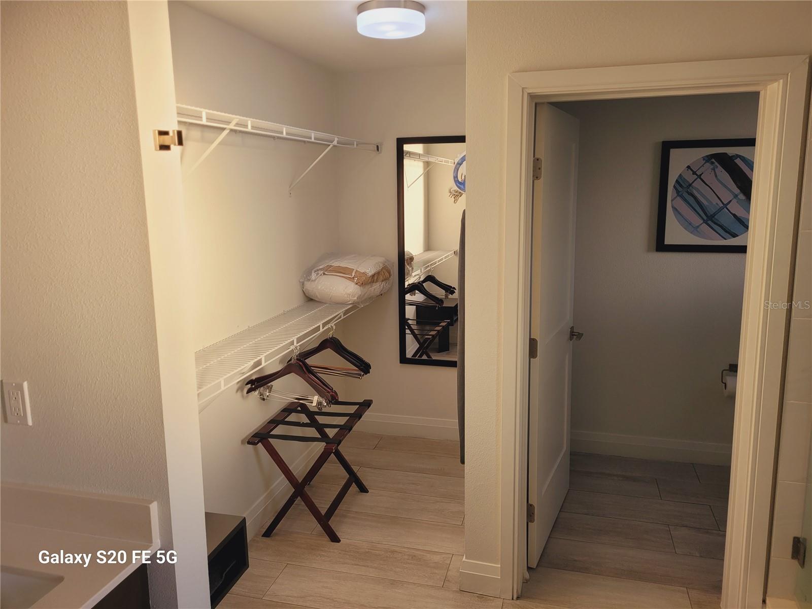 Image 21 of 27 For 14501 Grove Resort Avenue 3228