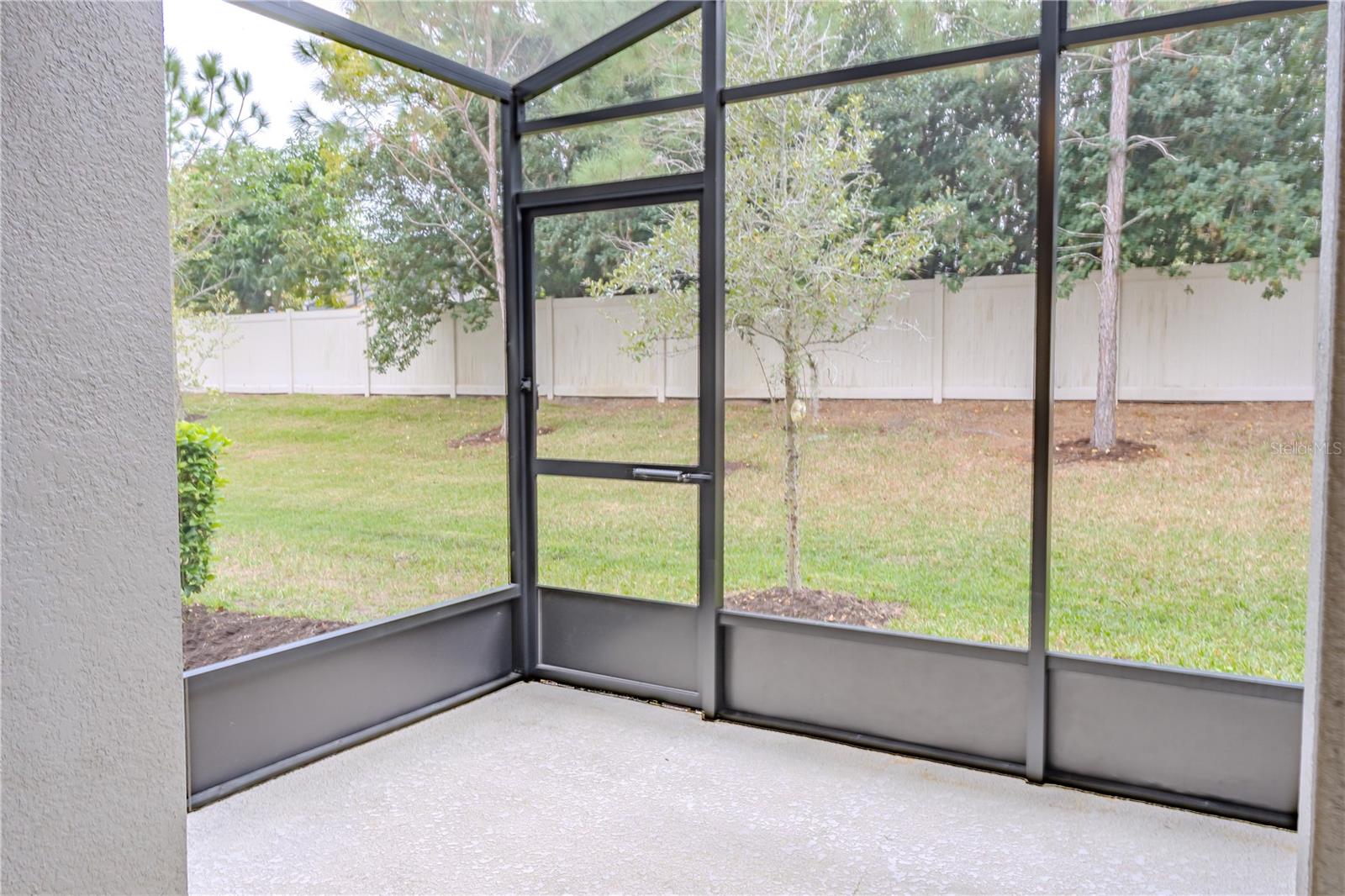 Image 14 of 40 For 11926 Sands Cove