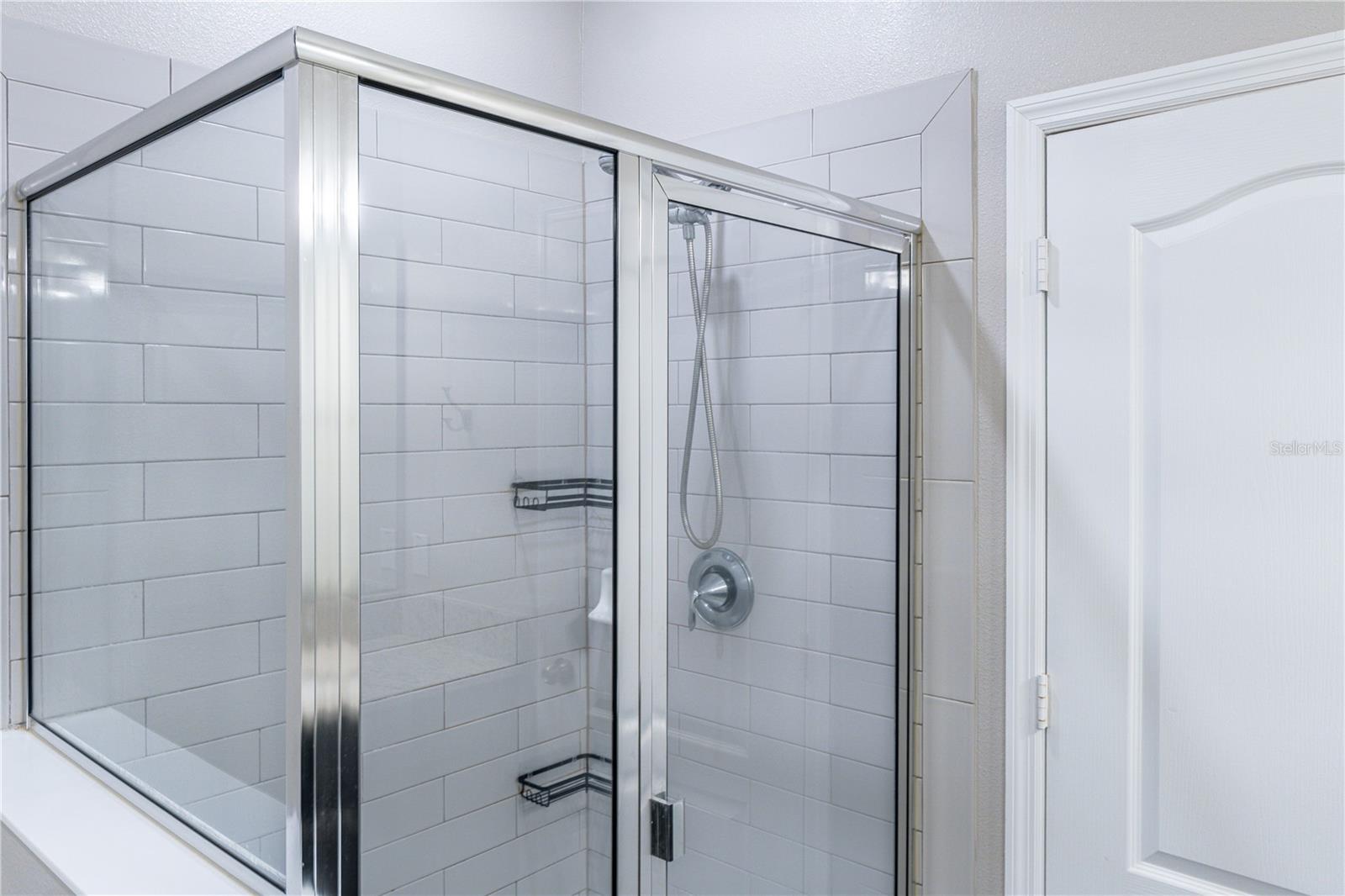 Image 28 of 40 For 11926 Sands Cove