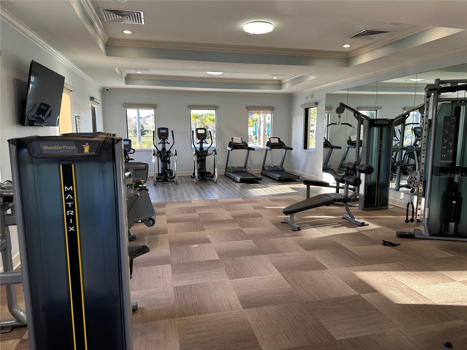 Image 3 of 8 For 10624 Words Drive