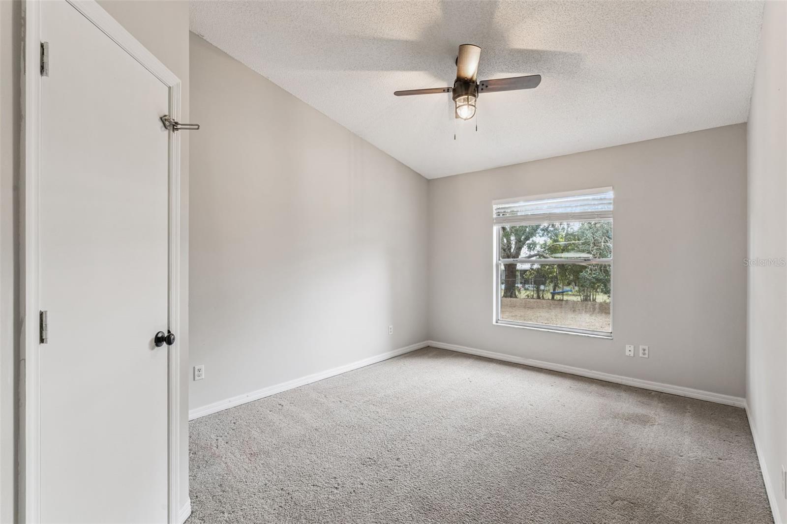 Image 17 of 32 For 14217 Goodings Lane