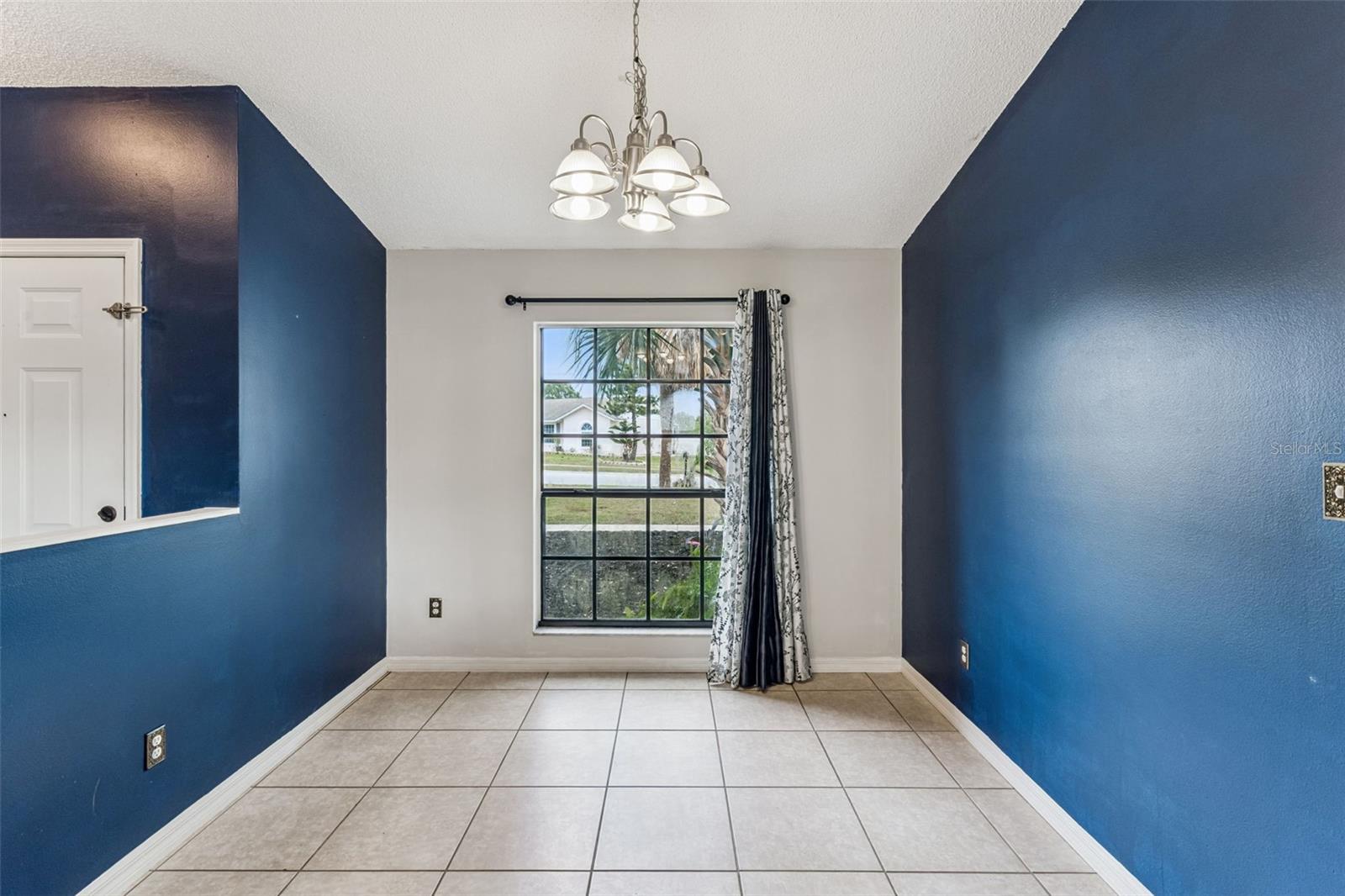 Image 6 of 32 For 14217 Goodings Lane