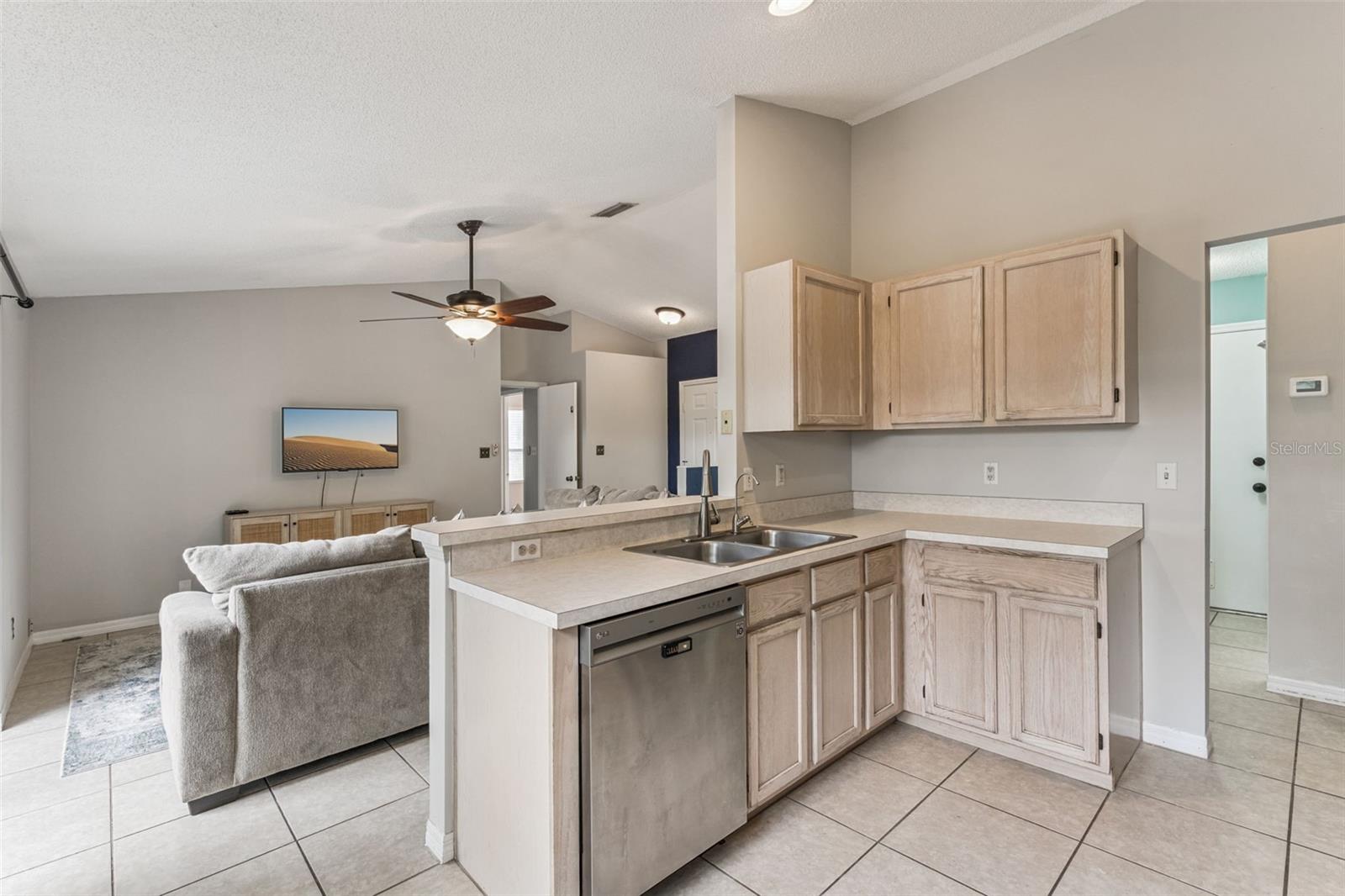 Image 7 of 32 For 14217 Goodings Lane