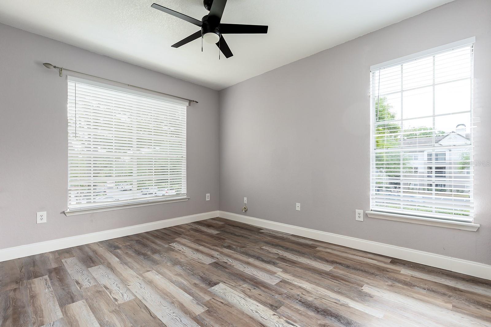 Image 11 of 21 For 13015 Plantation Park Circle 1027