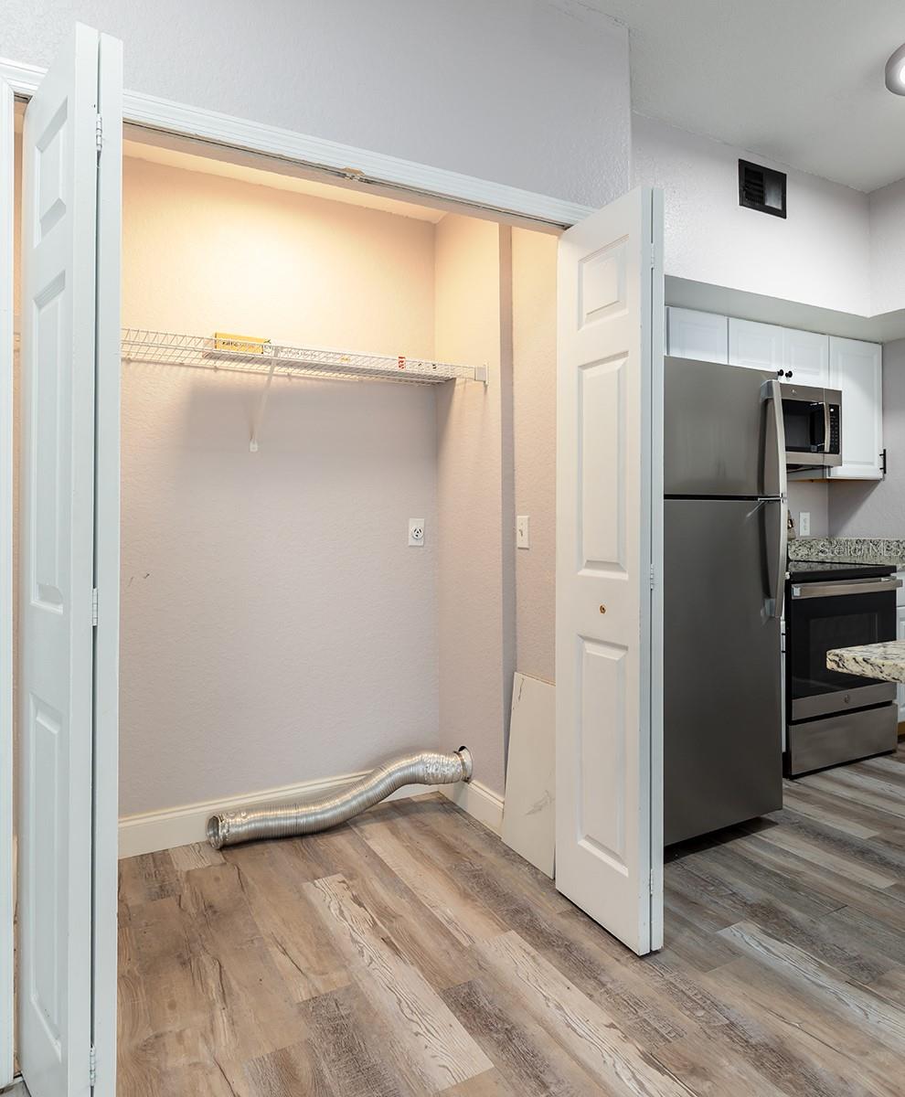 Image 15 of 21 For 13015 Plantation Park Circle 1027