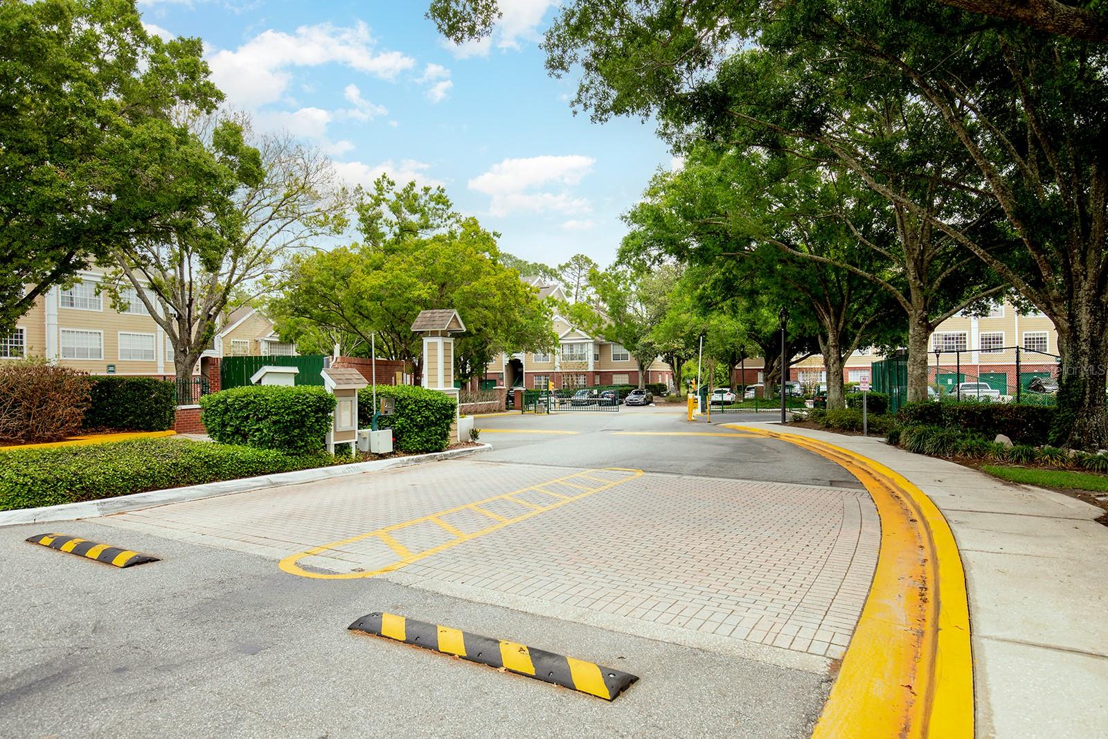 Image 21 of 21 For 13015 Plantation Park Circle 1027