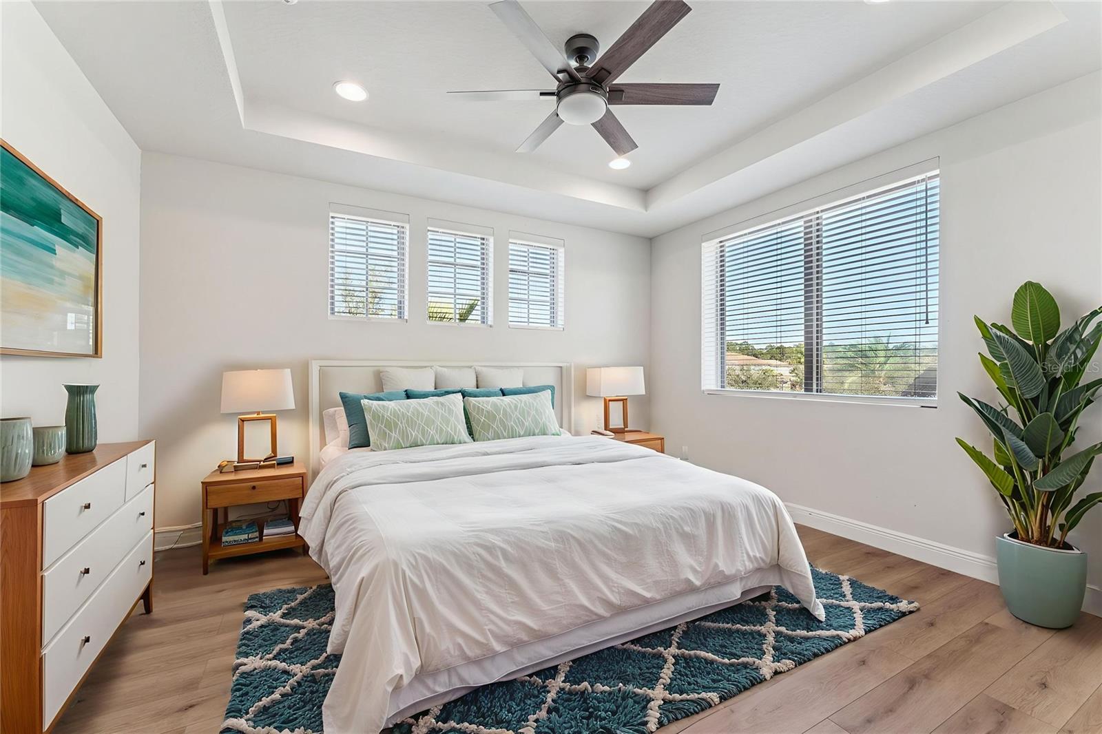 Image 25 of 49 For 10819 Savona Way