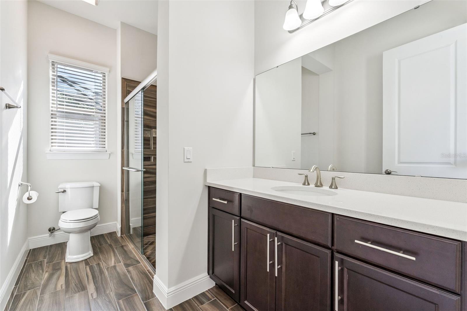 Image 26 of 49 For 10819 Savona Way