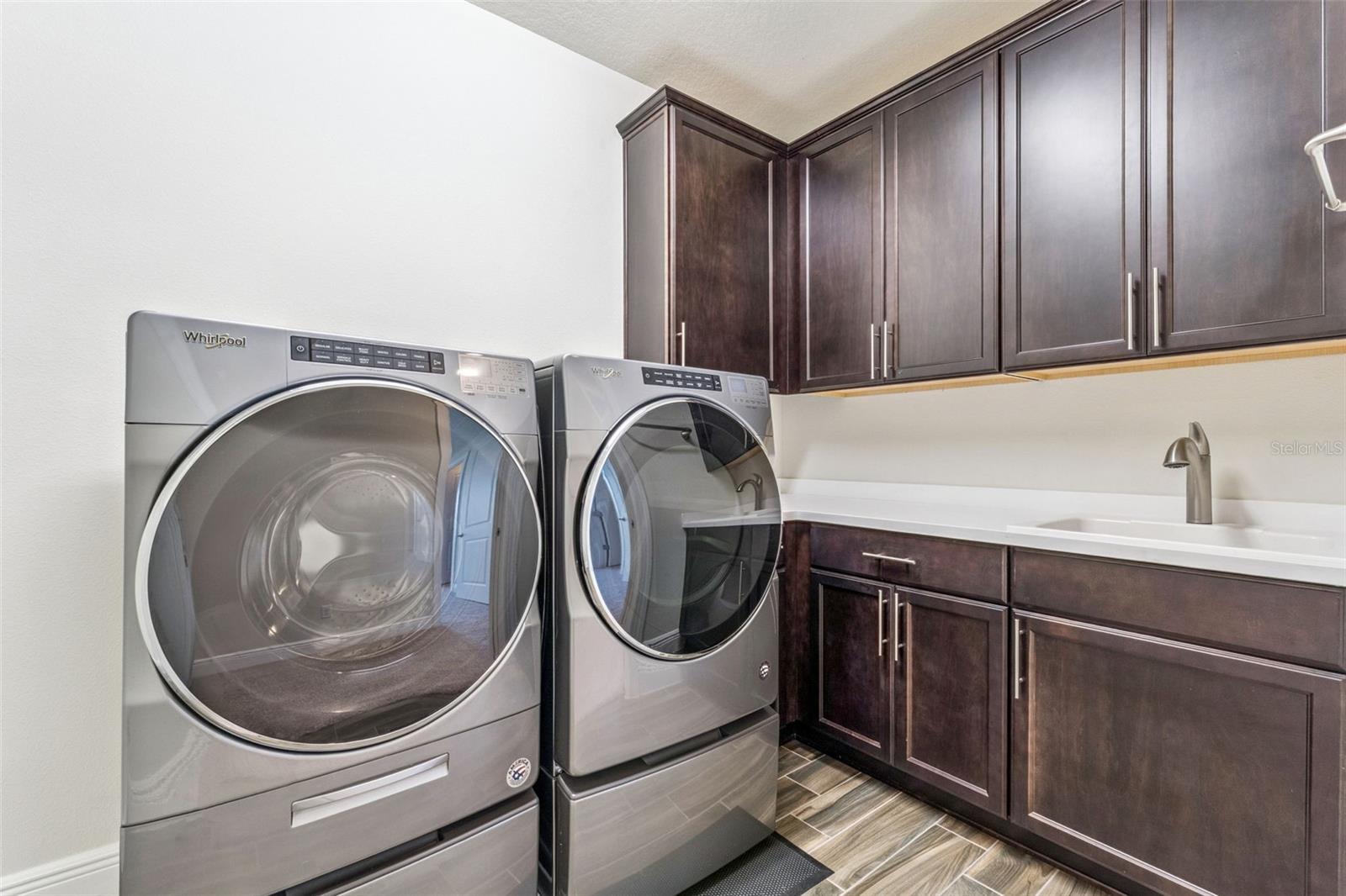 Image 32 of 49 For 10819 Savona Way