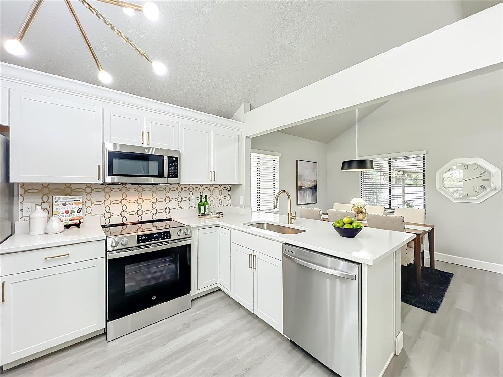 Image 19 of 60 For 271 Morning Glory Drive