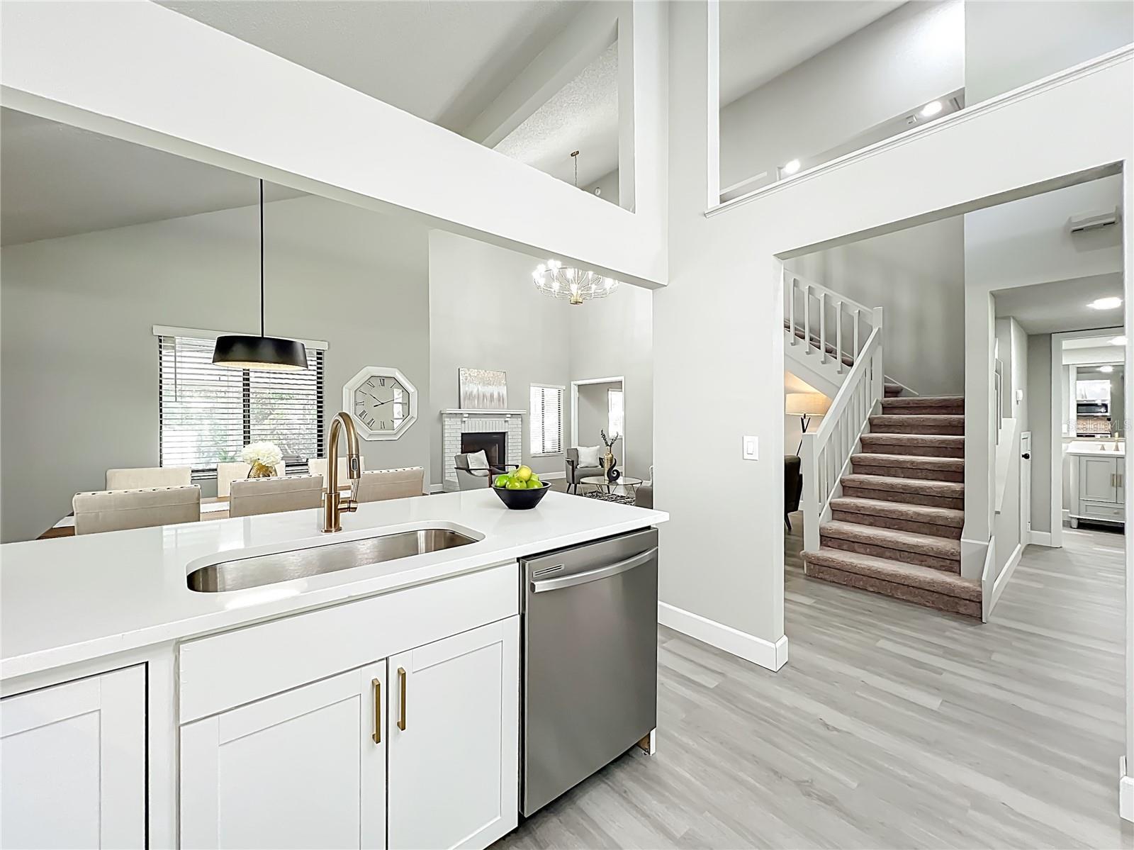 Image 20 of 60 For 271 Morning Glory Drive