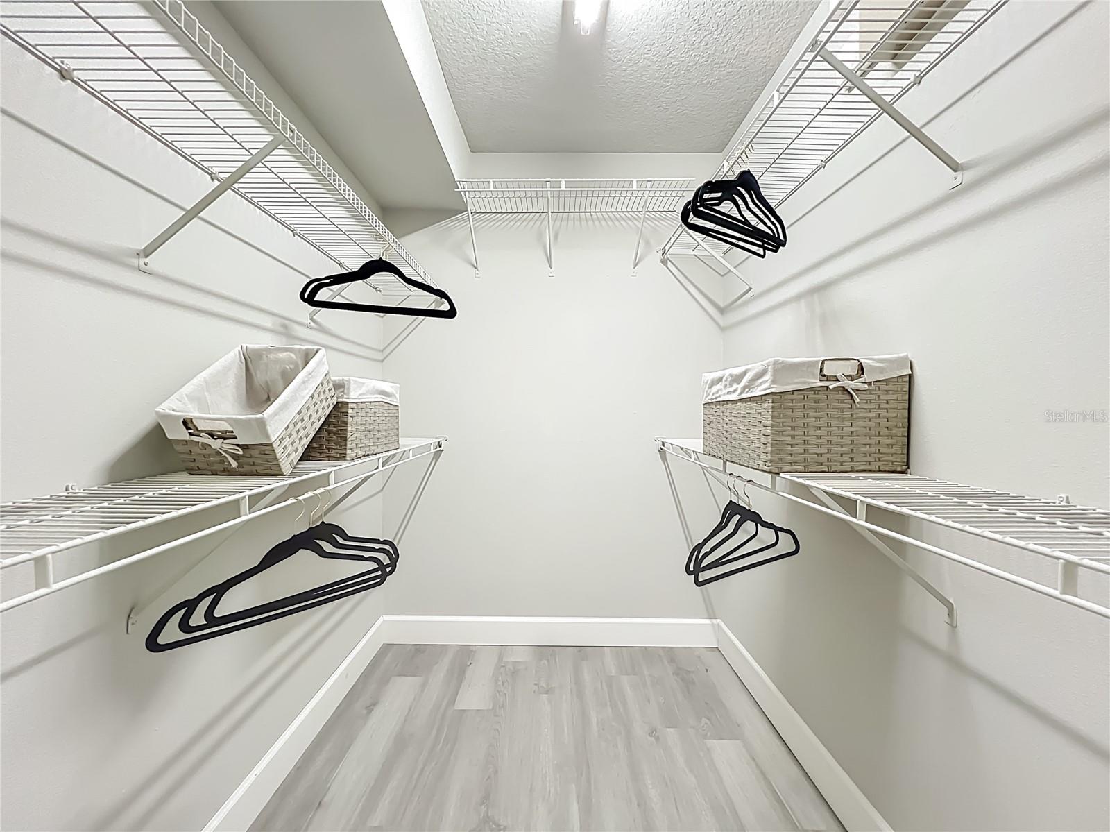 Image 33 of 60 For 271 Morning Glory Drive