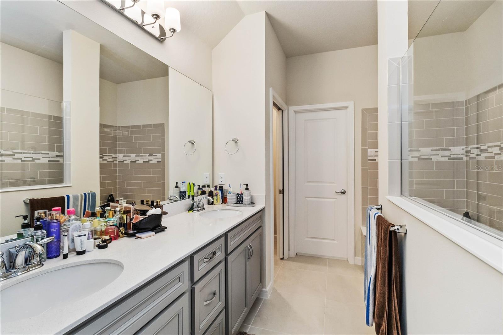 Image 26 of 34 For 6030 Arbor Watch Loop