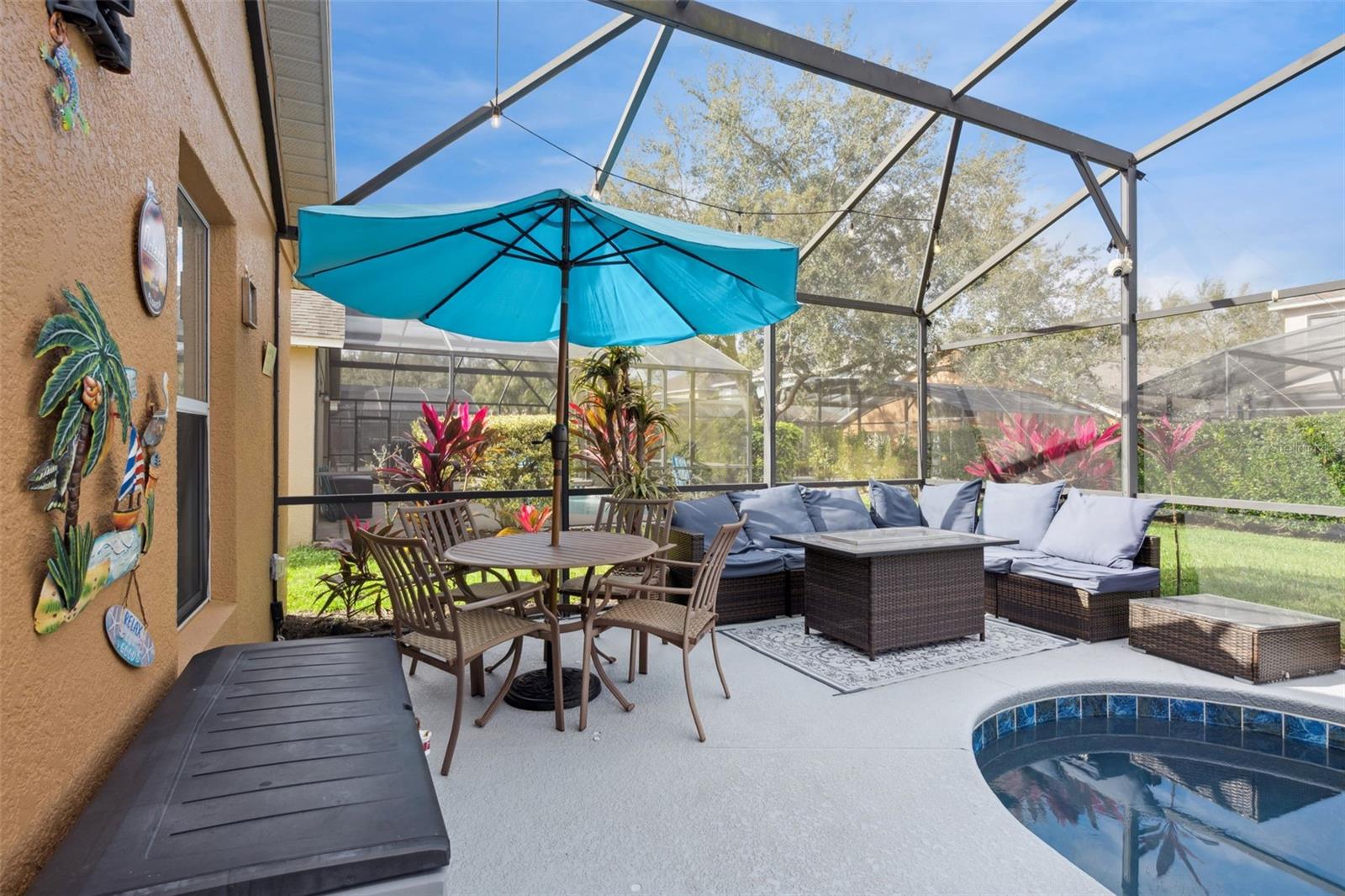 Image 33 of 60 For 2686 Emerald Island Boulevard