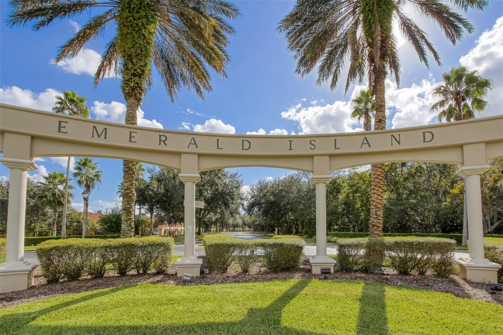 Image 38 of 60 For 2686 Emerald Island Boulevard