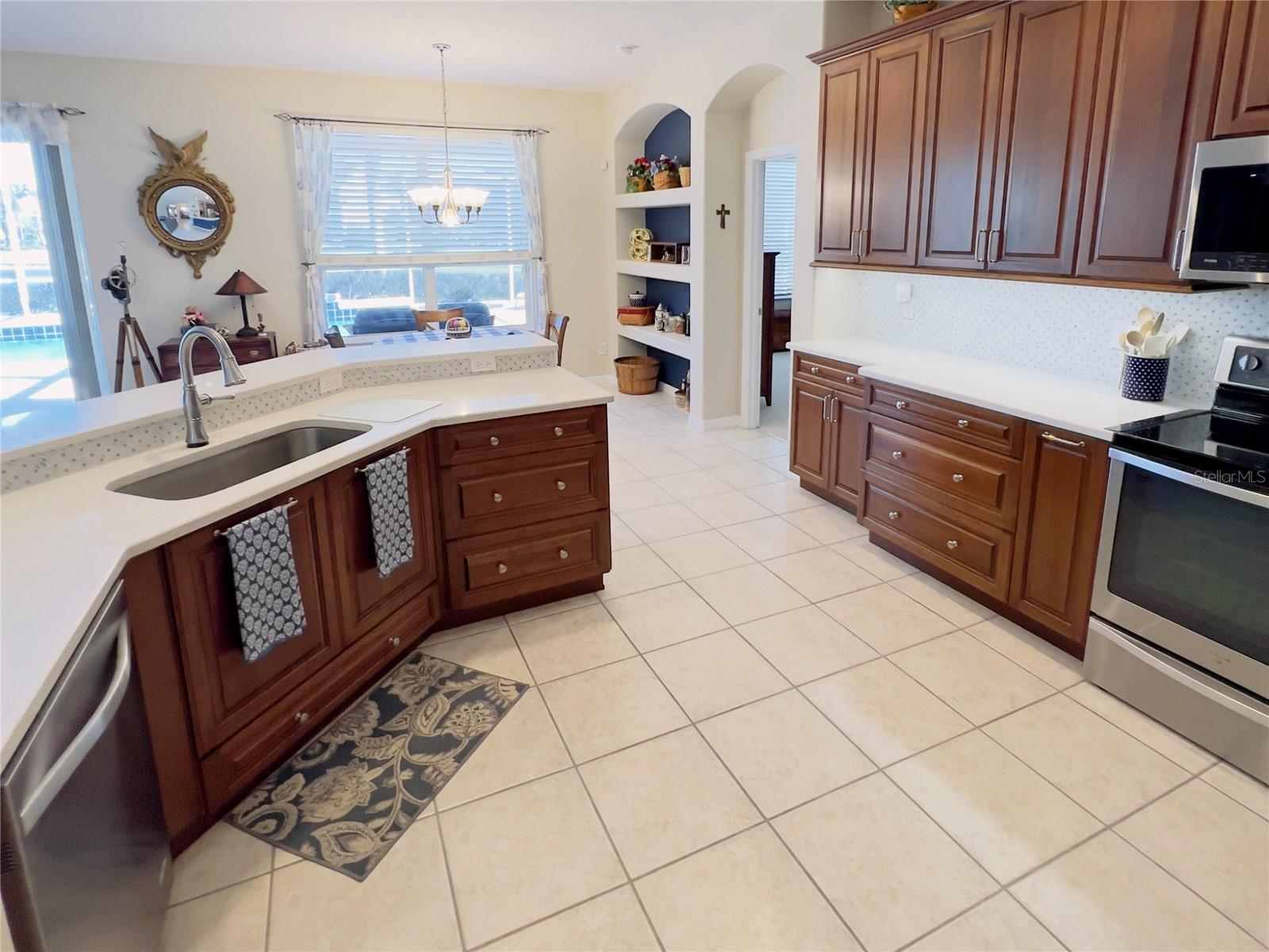 Image 15 of 70 For 2055 Sunset Terrace Drive