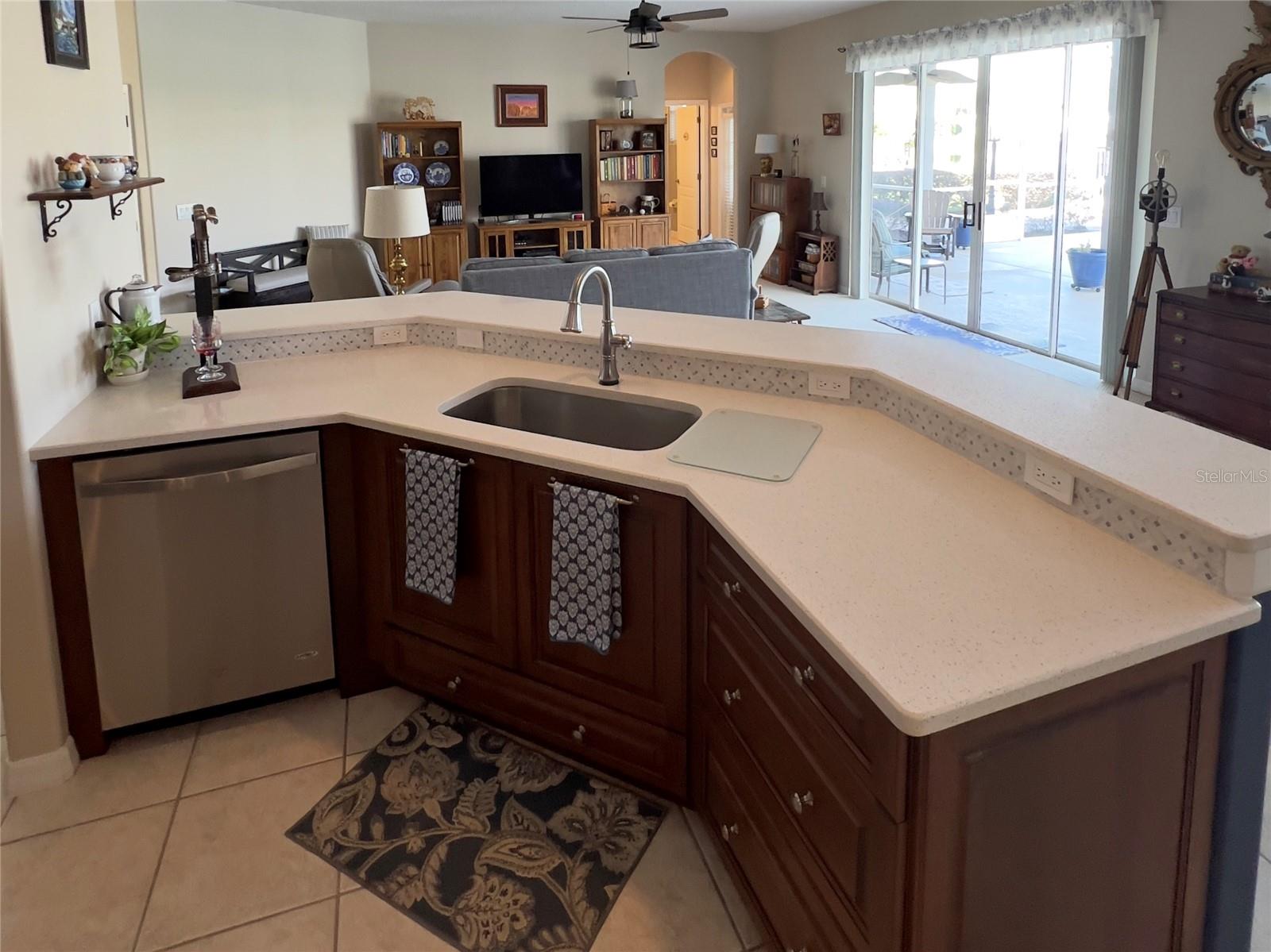 Image 16 of 70 For 2055 Sunset Terrace Drive