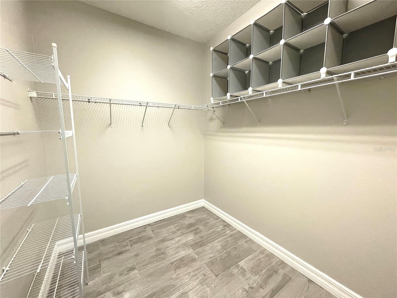 Image 24 of 33 For 4032 Meadowlark Drive