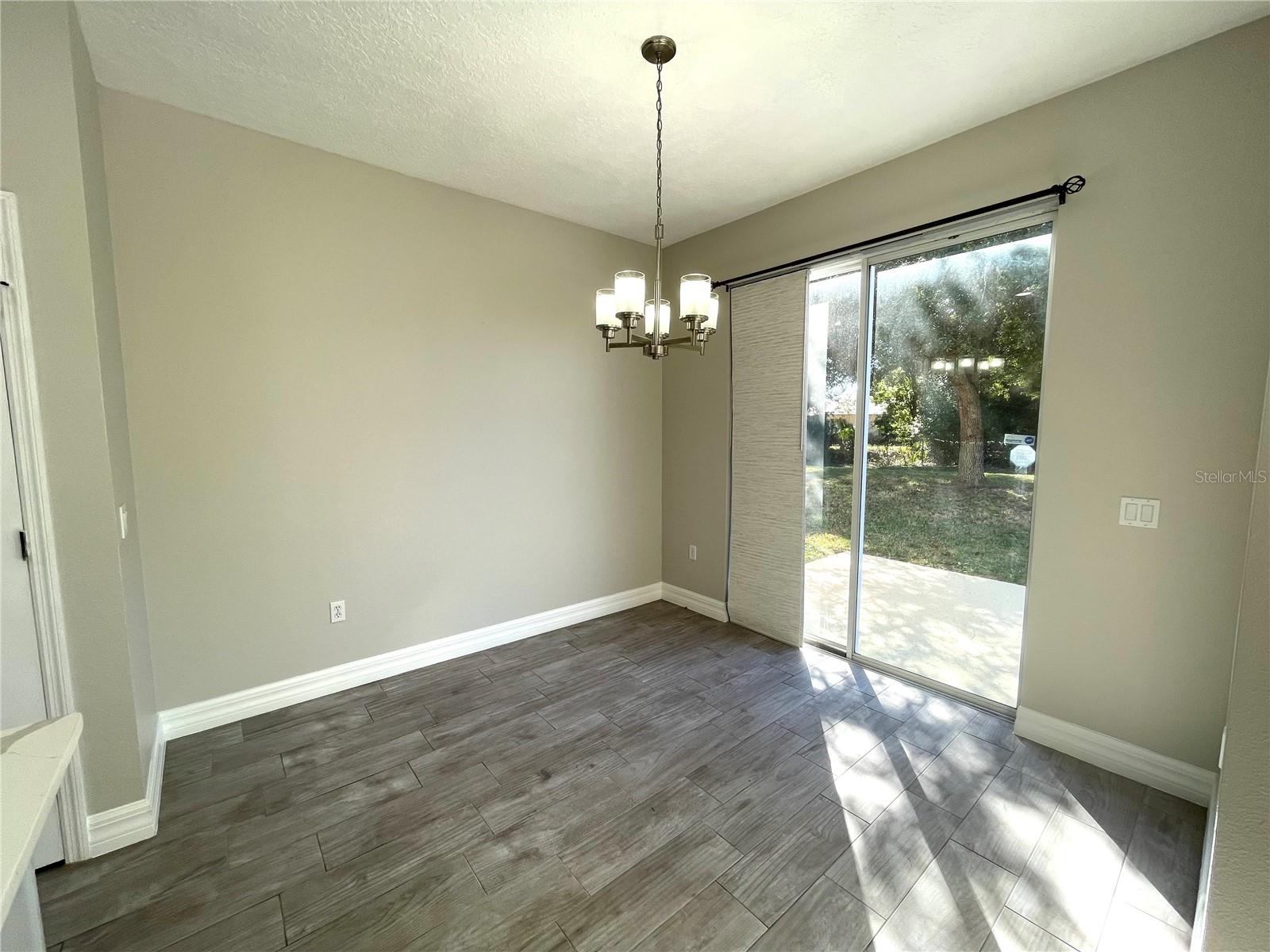 Image 30 of 33 For 4032 Meadowlark Drive