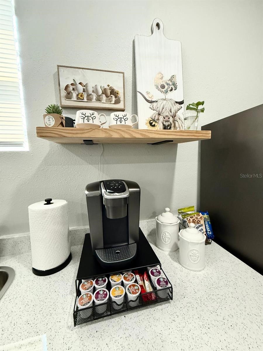 Image 14 of 34 For 1183-b Chestnut Street