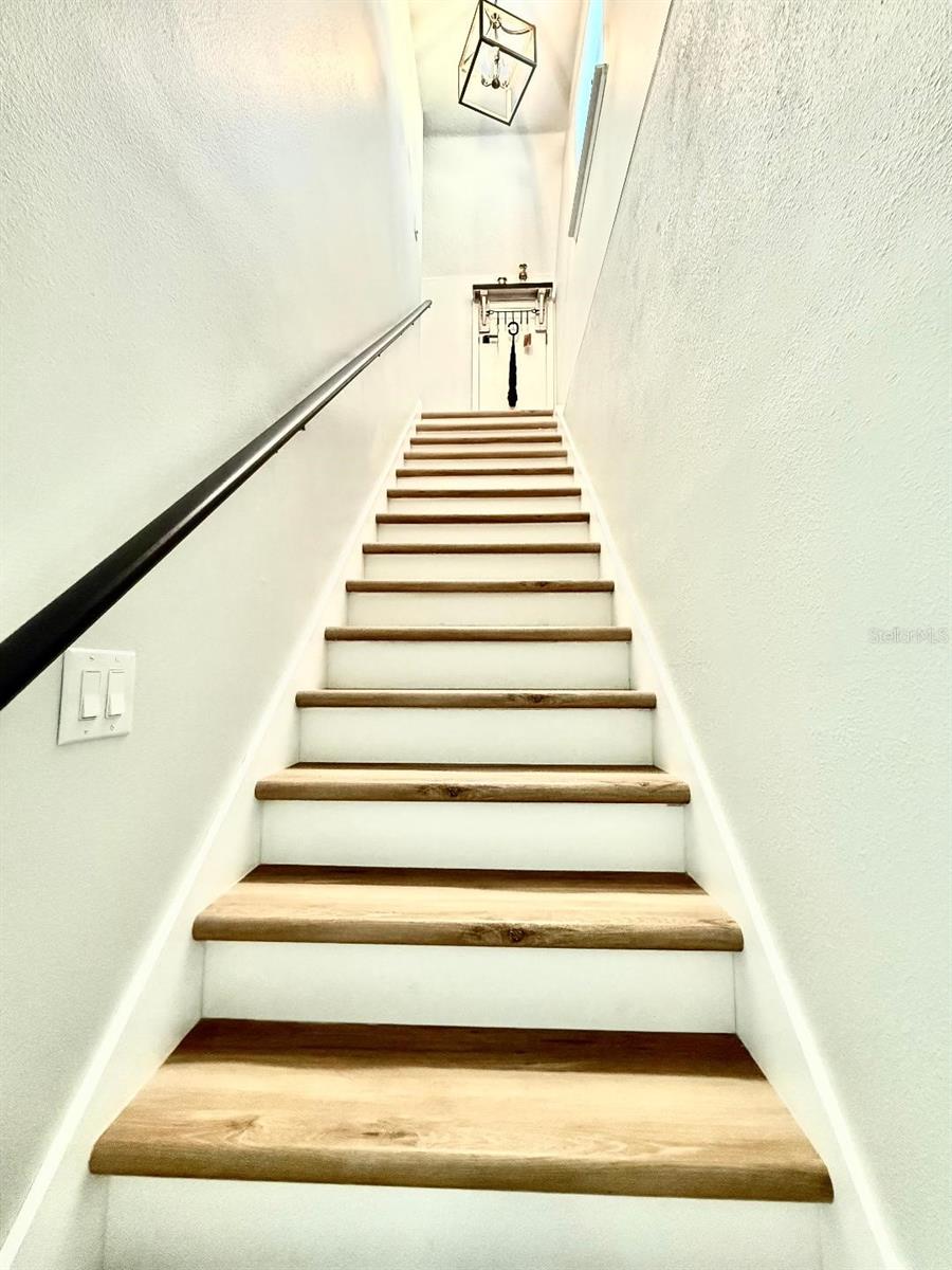 Image 26 of 34 For 1183-b Chestnut Street