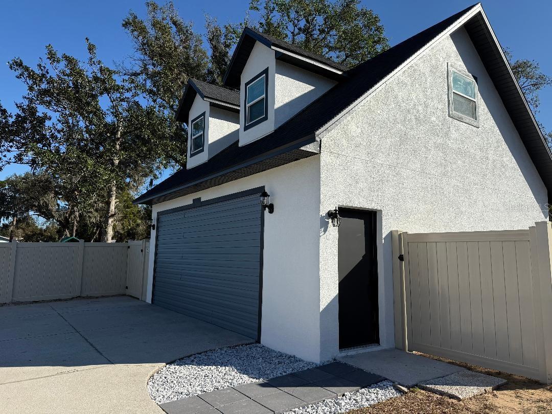 Image 4 of 34 For 1183-b Chestnut Street