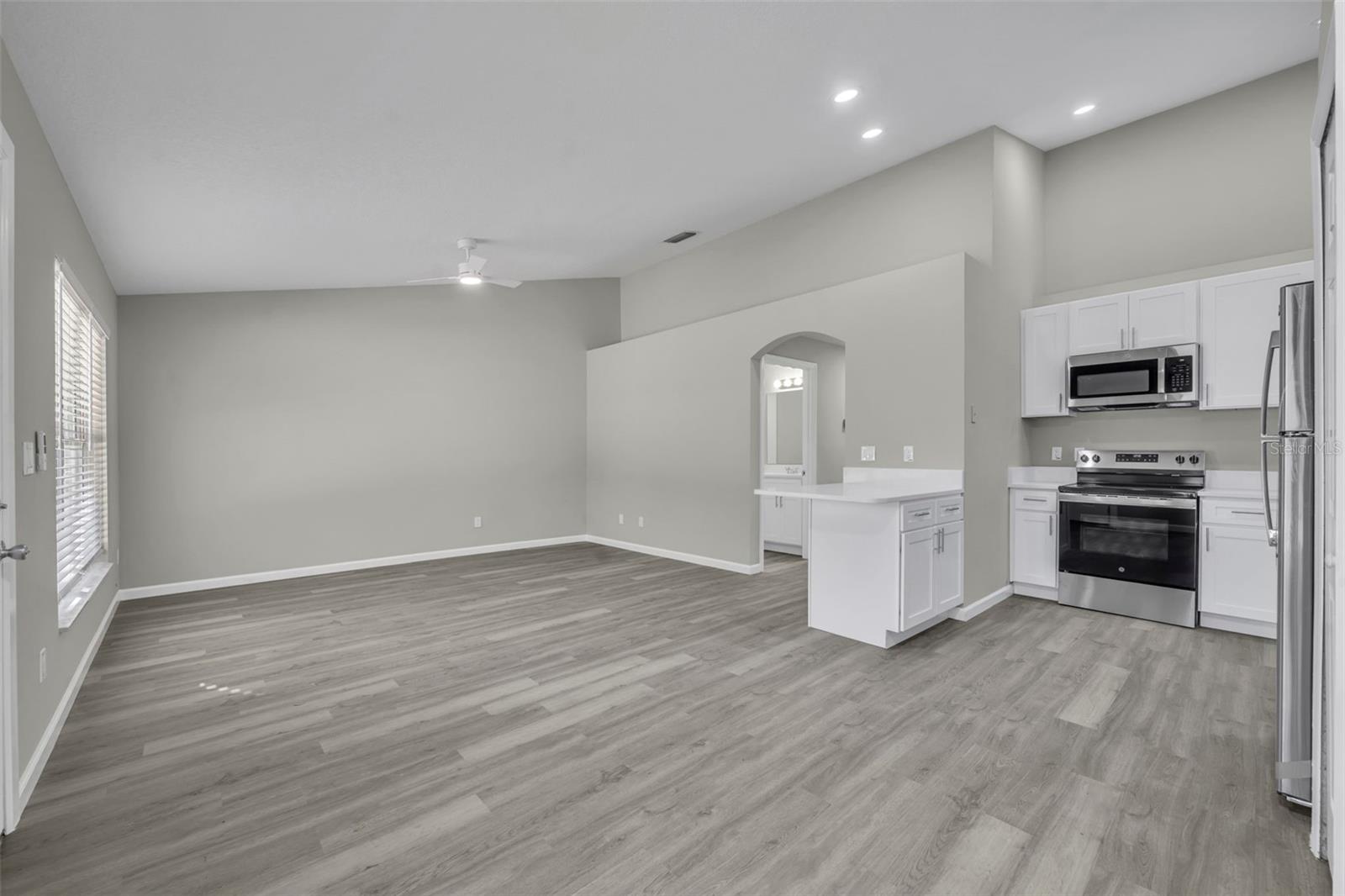 Image 17 of 17 For 782 Lincoln Parkway