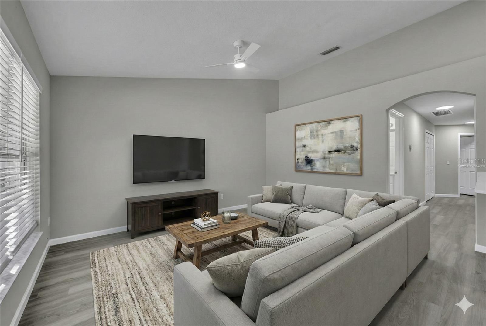 Image 5 of 17 For 782 Lincoln Parkway