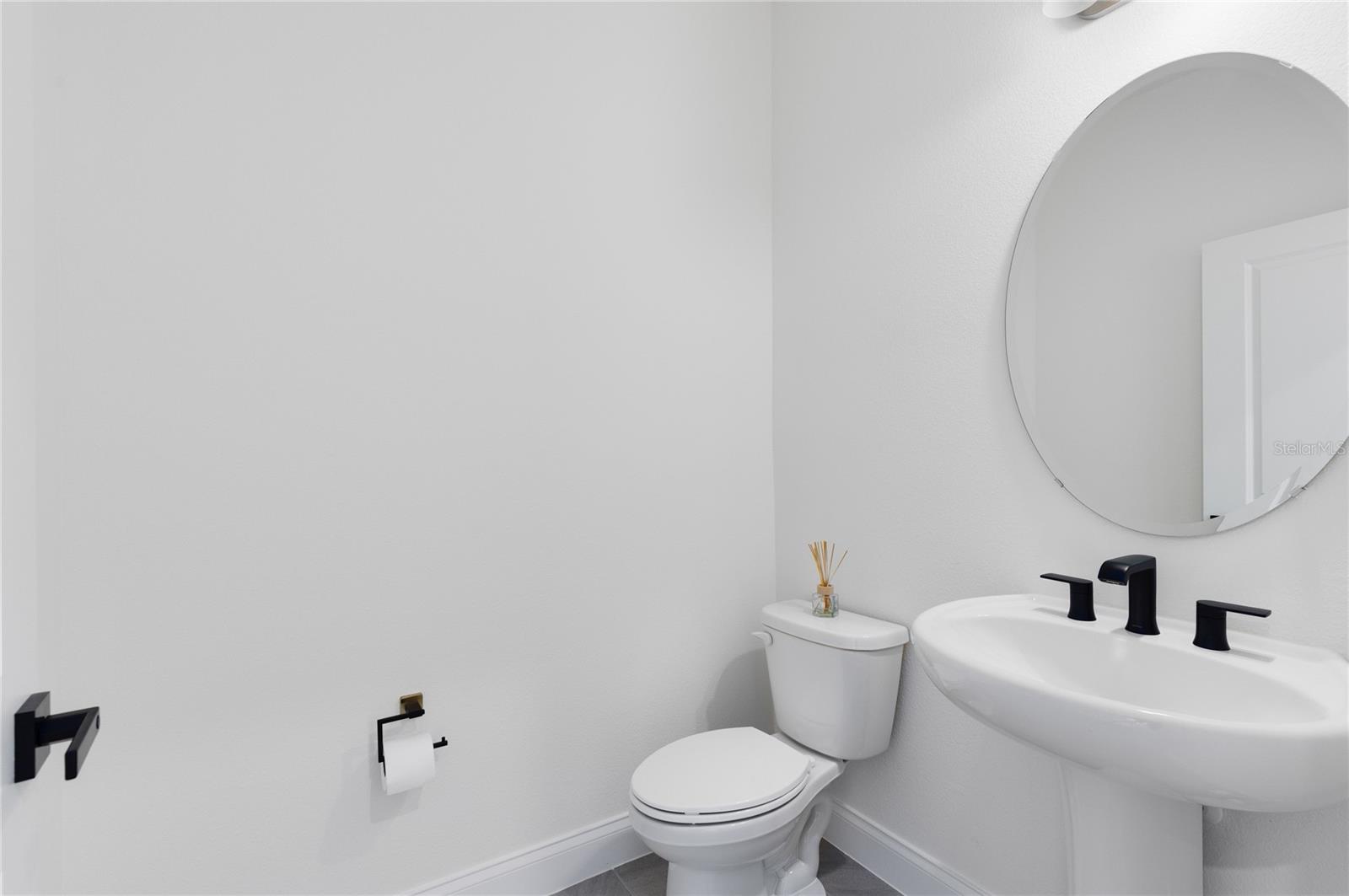 Image 11 of 34 For 1765 Petiole Place