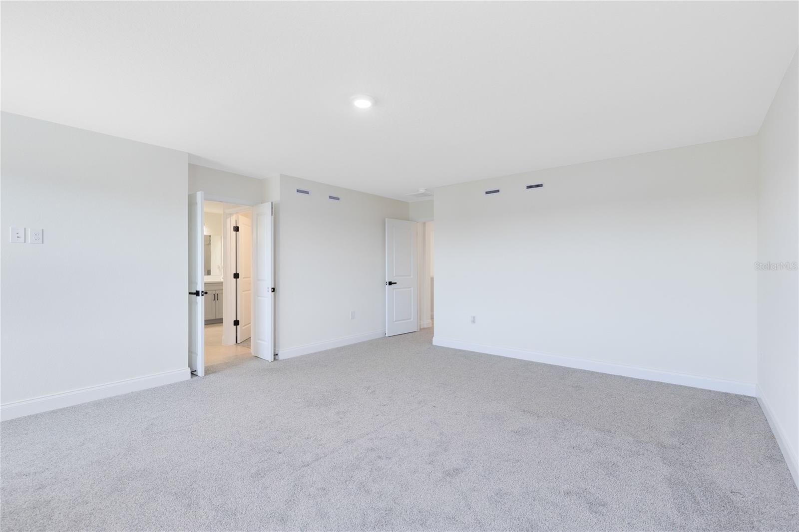 Image 15 of 34 For 1765 Petiole Place