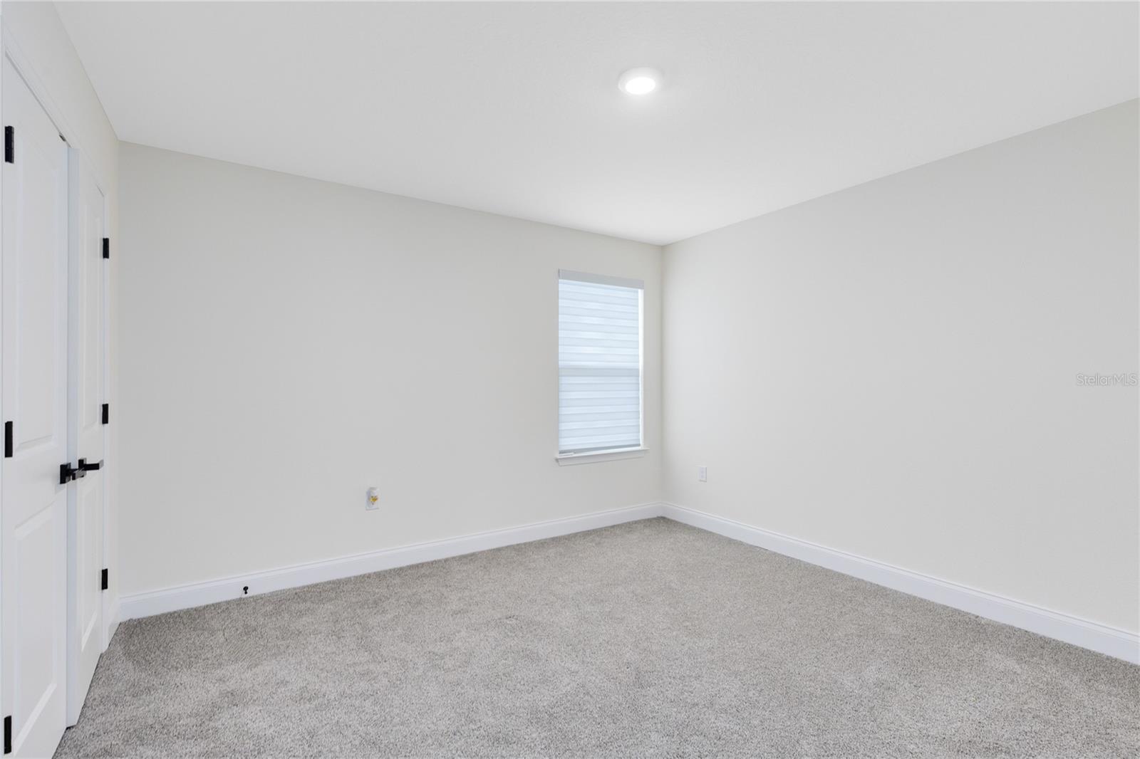 Image 18 of 34 For 1765 Petiole Place