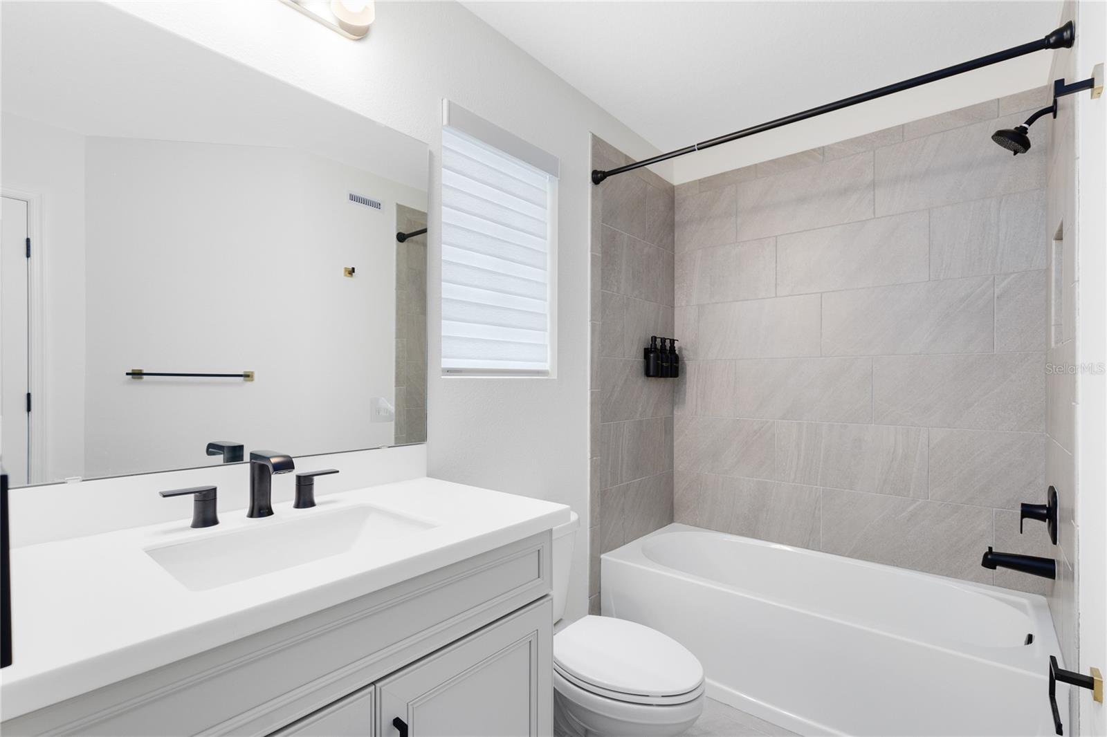 Image 19 of 34 For 1765 Petiole Place