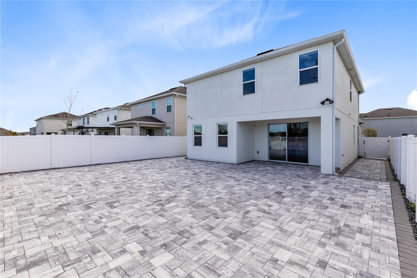 Image 25 of 34 For 1765 Petiole Place