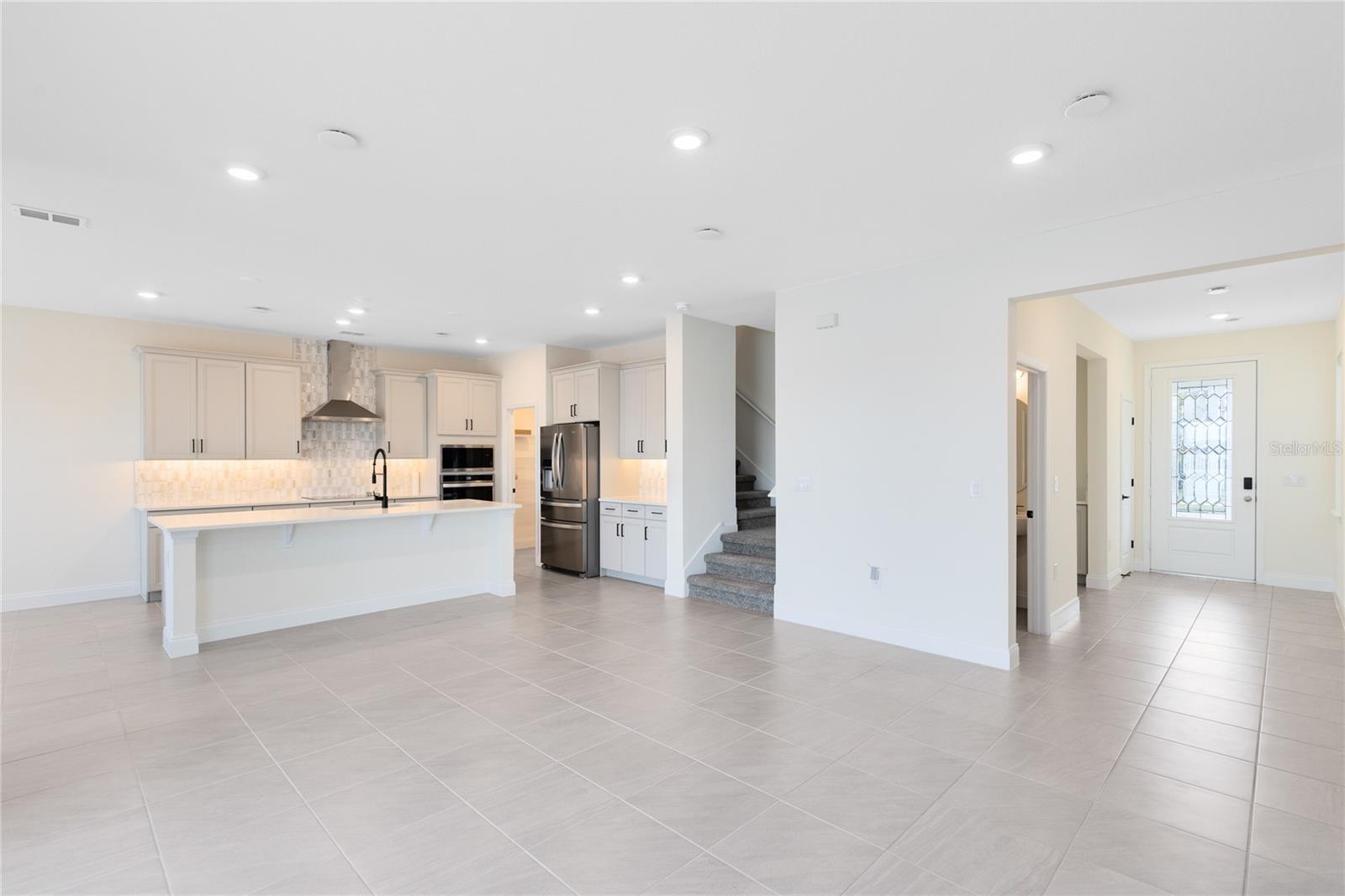 Image 7 of 34 For 1765 Petiole Place