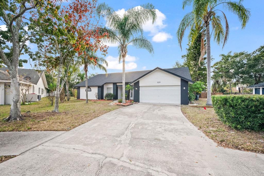 Listing photo id 0 for 3215 Pine Club Drive